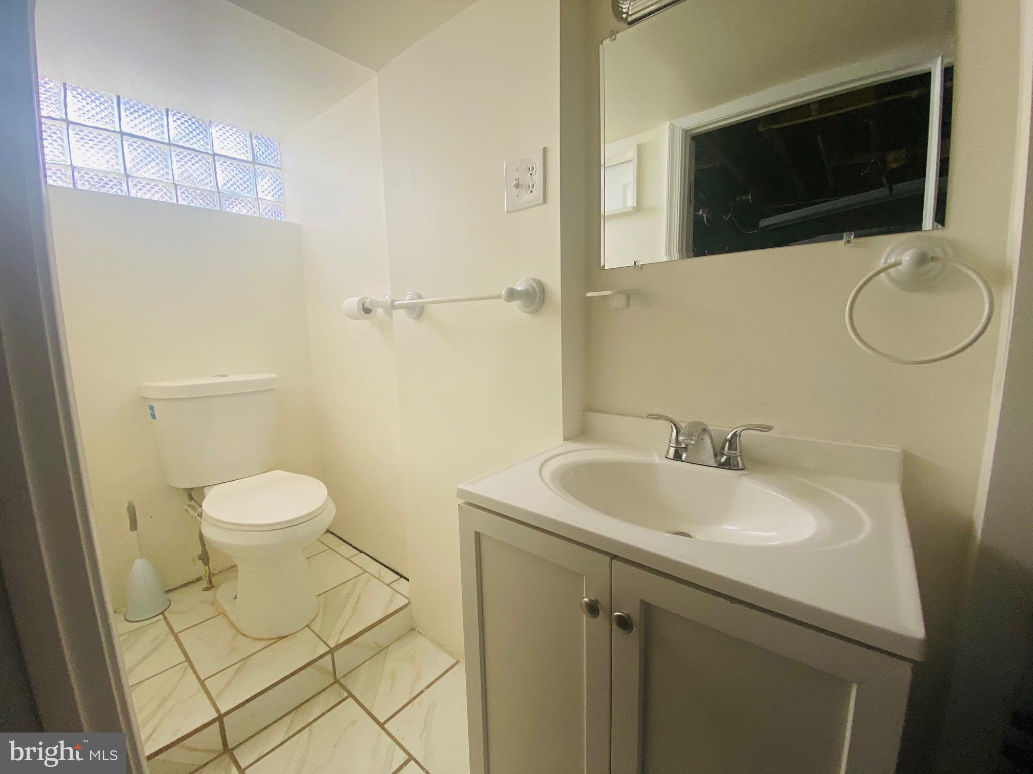 IDLEWOOD - Residential