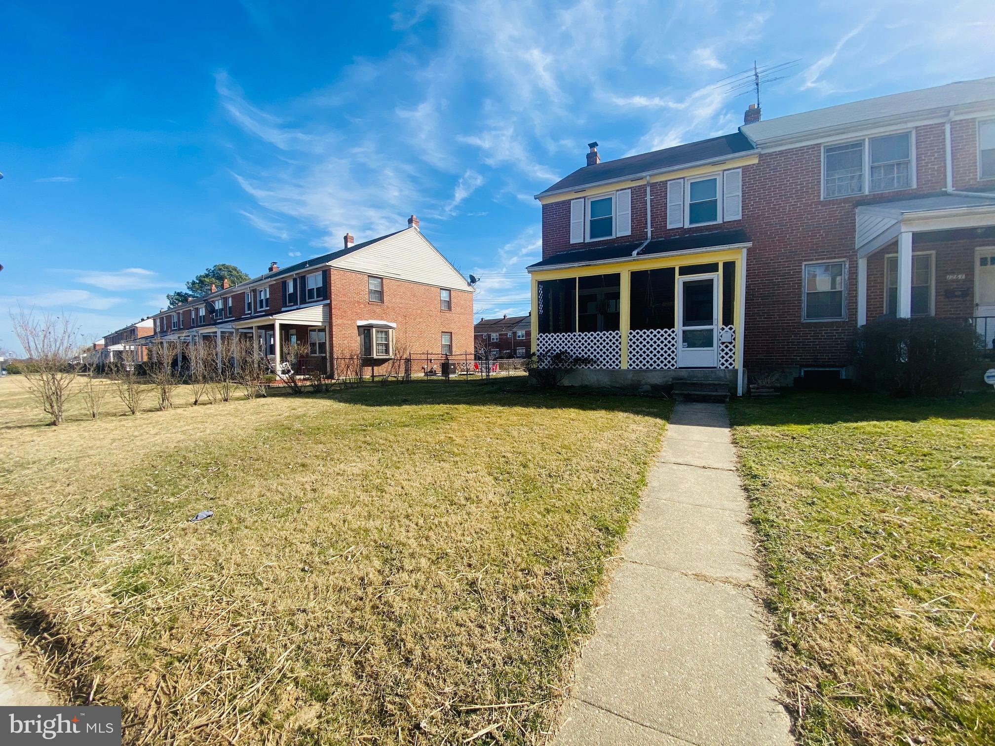 IDLEWOOD - Residential