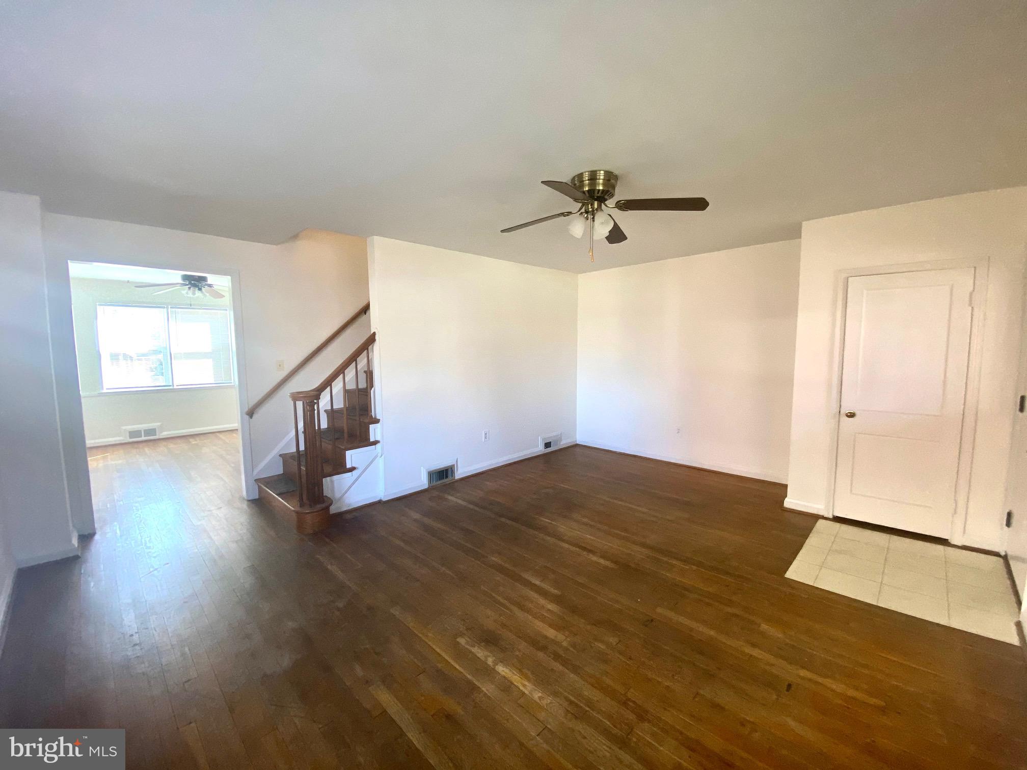 IDLEWOOD - Residential