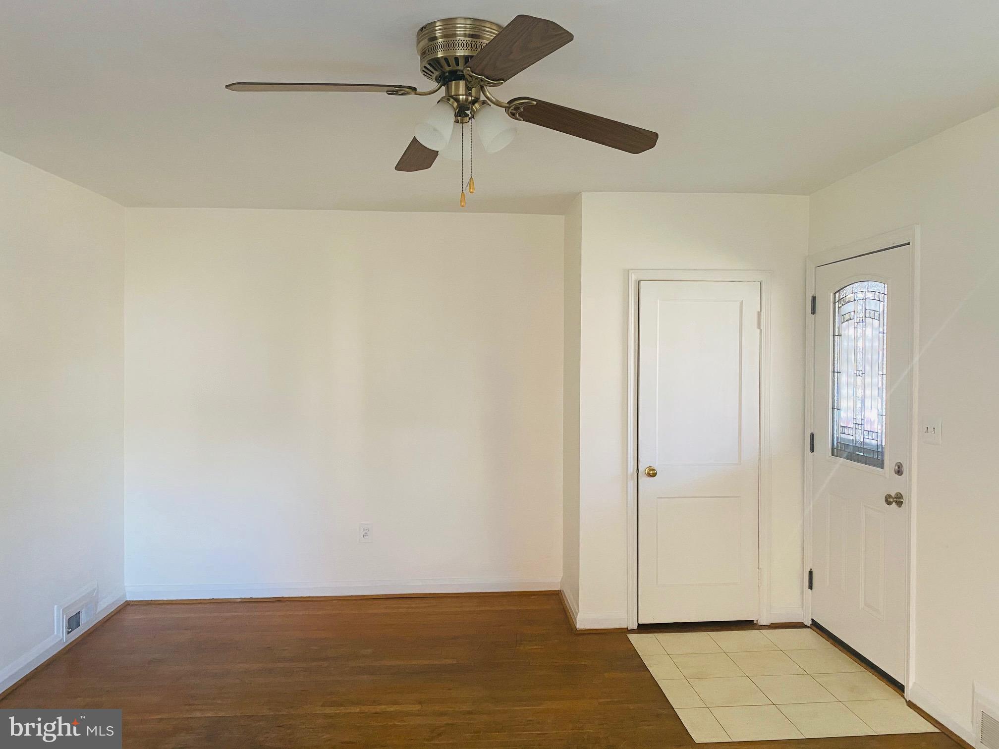 IDLEWOOD - Residential