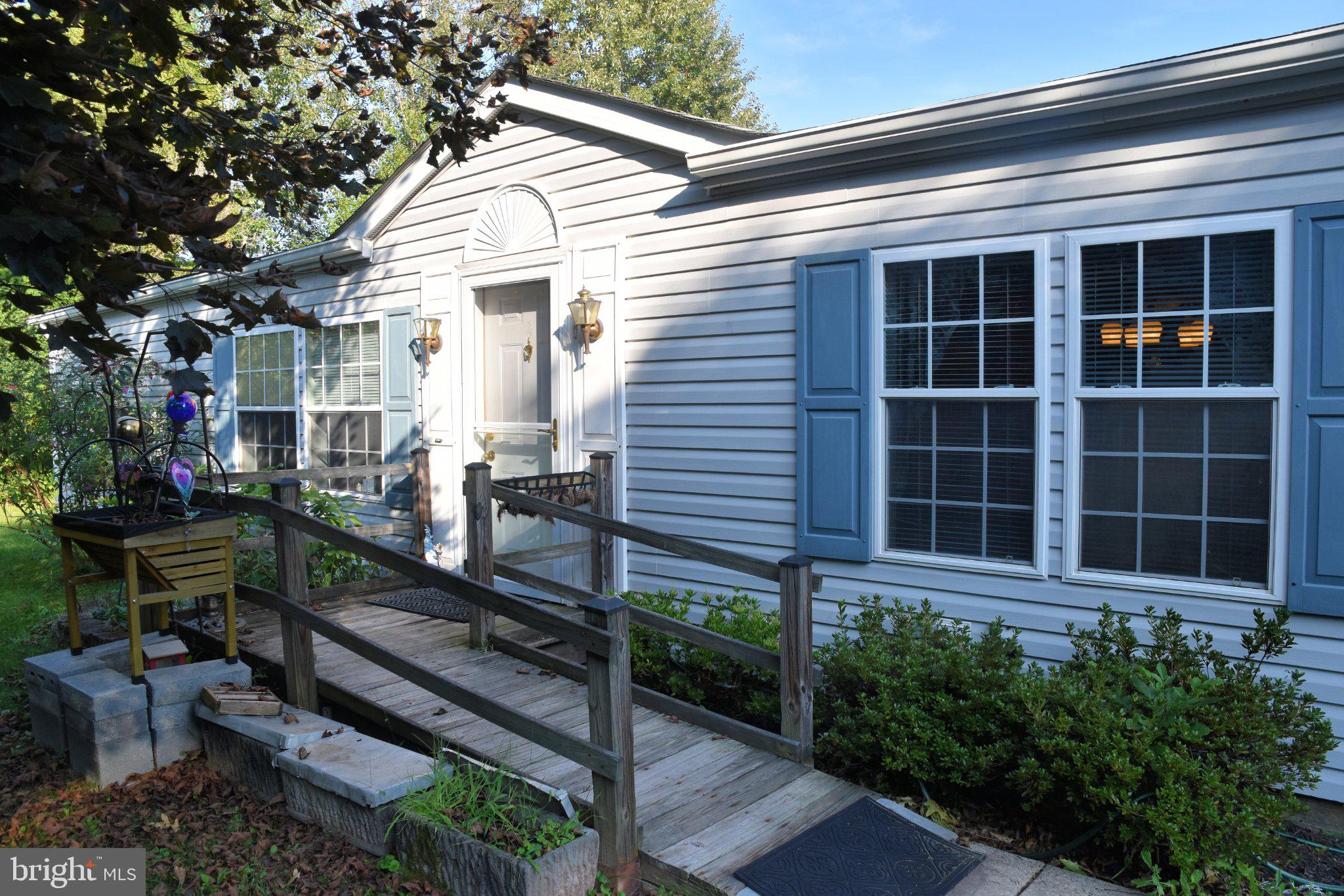 4 WILLIAMS WAY