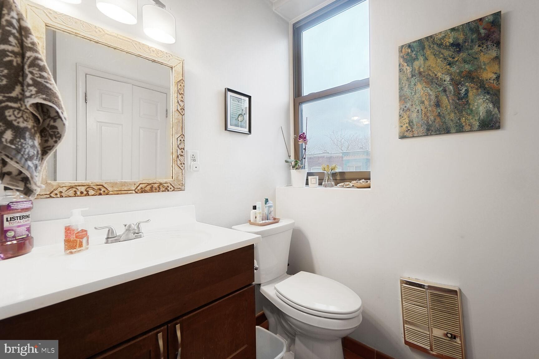 CAPITOL HILL - Residential