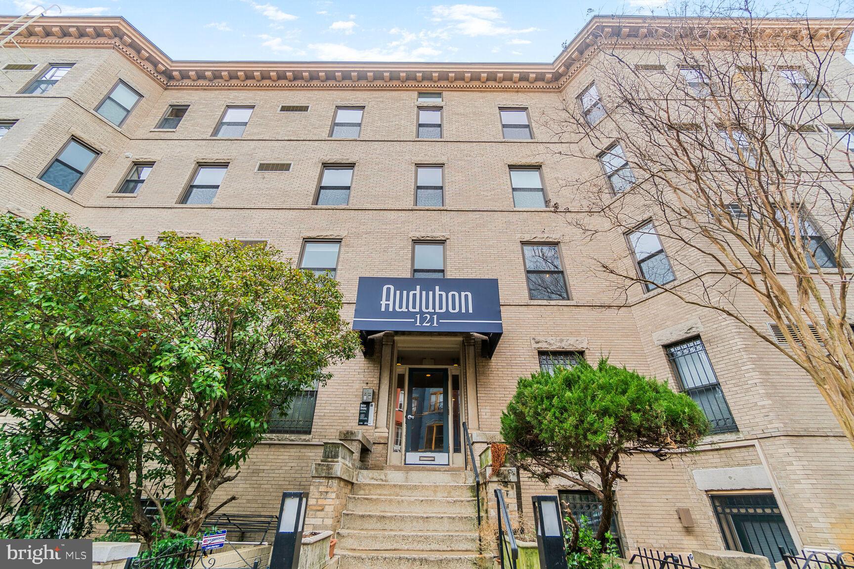 CAPITOL HILL - Residential