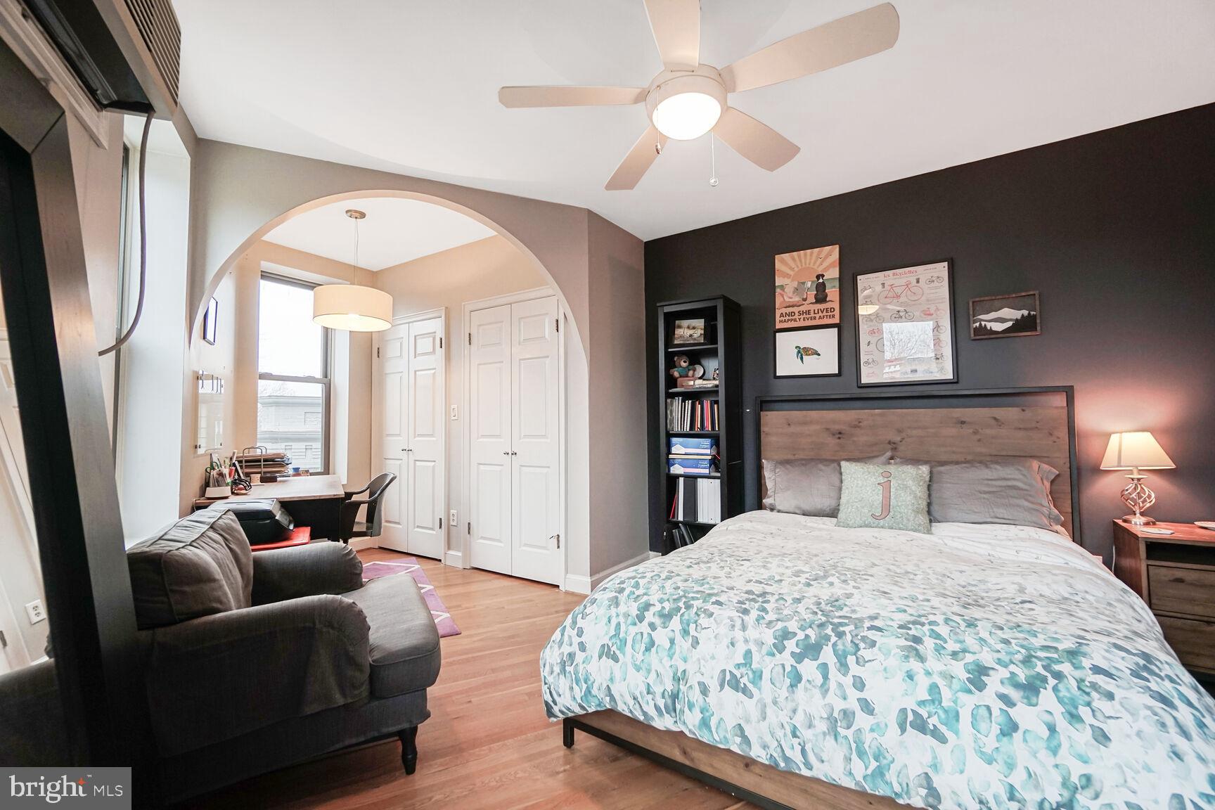 CAPITOL HILL - Residential