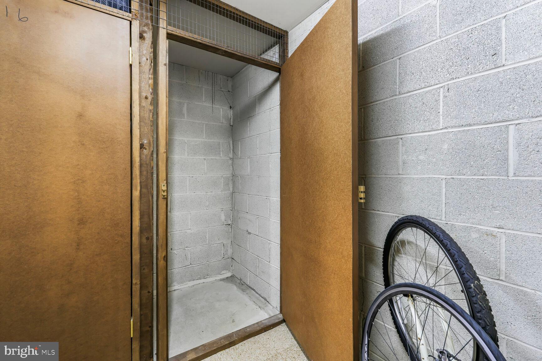 WESTLAKE PARK - Residential