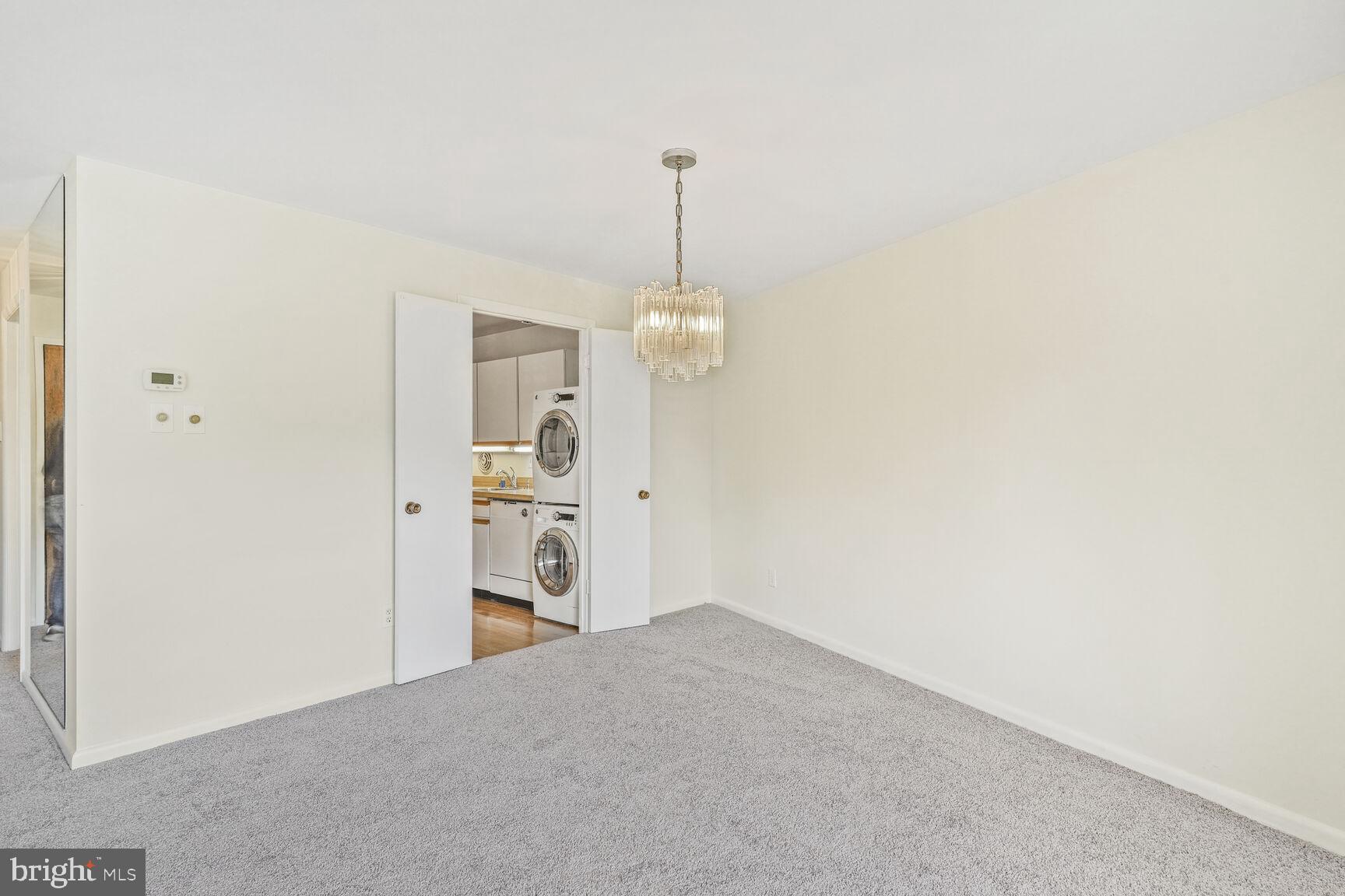 WESTLAKE PARK - Residential