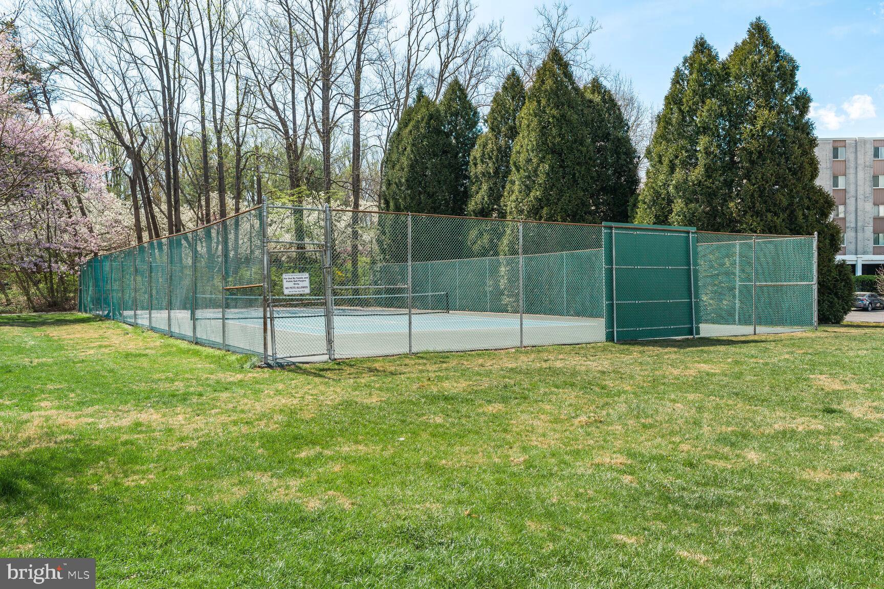 WESTLAKE PARK - Residential