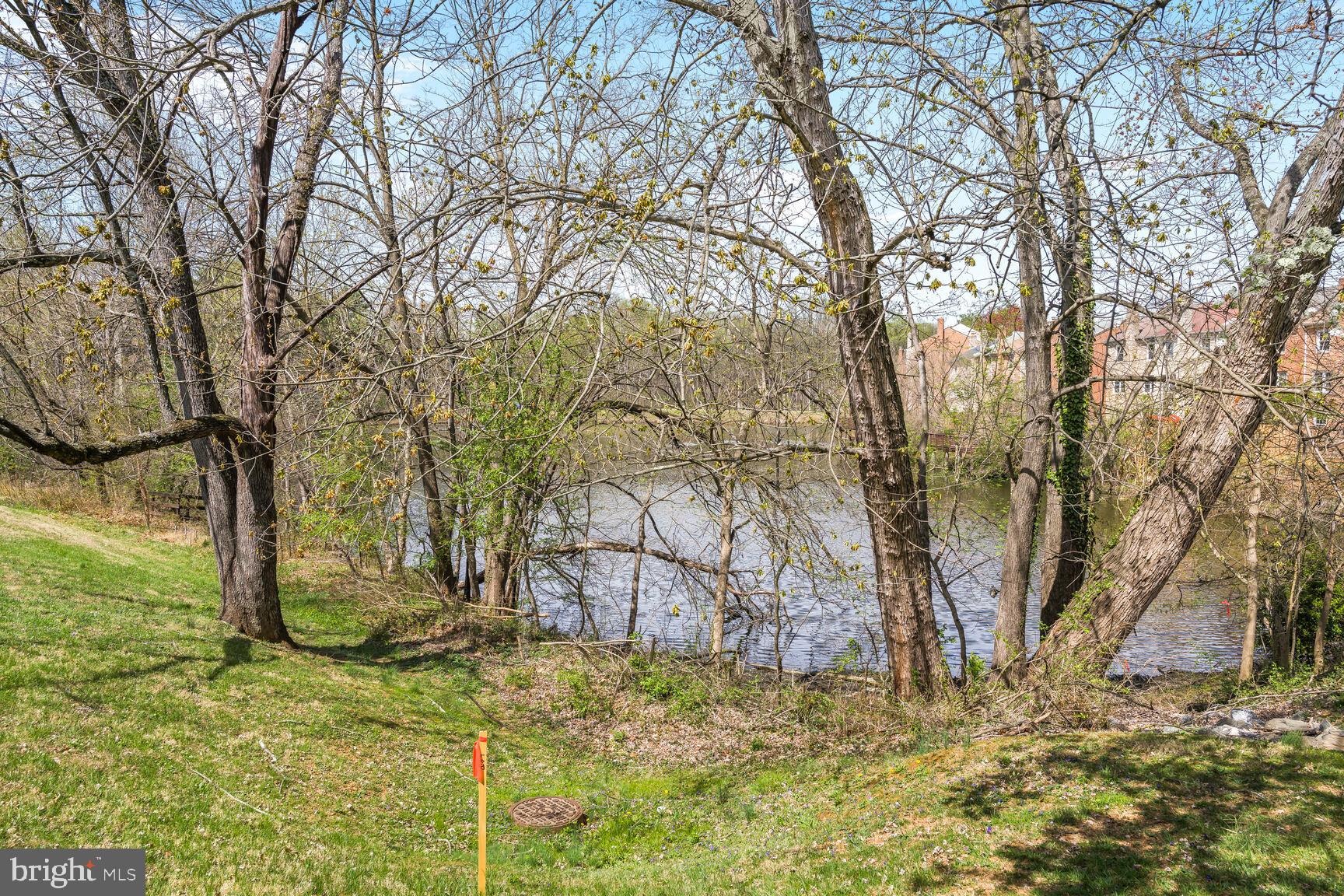 WESTLAKE PARK - Residential