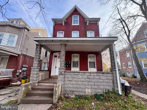 Photo of 42 Maple Avenue, TRENTON, NJ 08618 (MLS # NJME2072268)