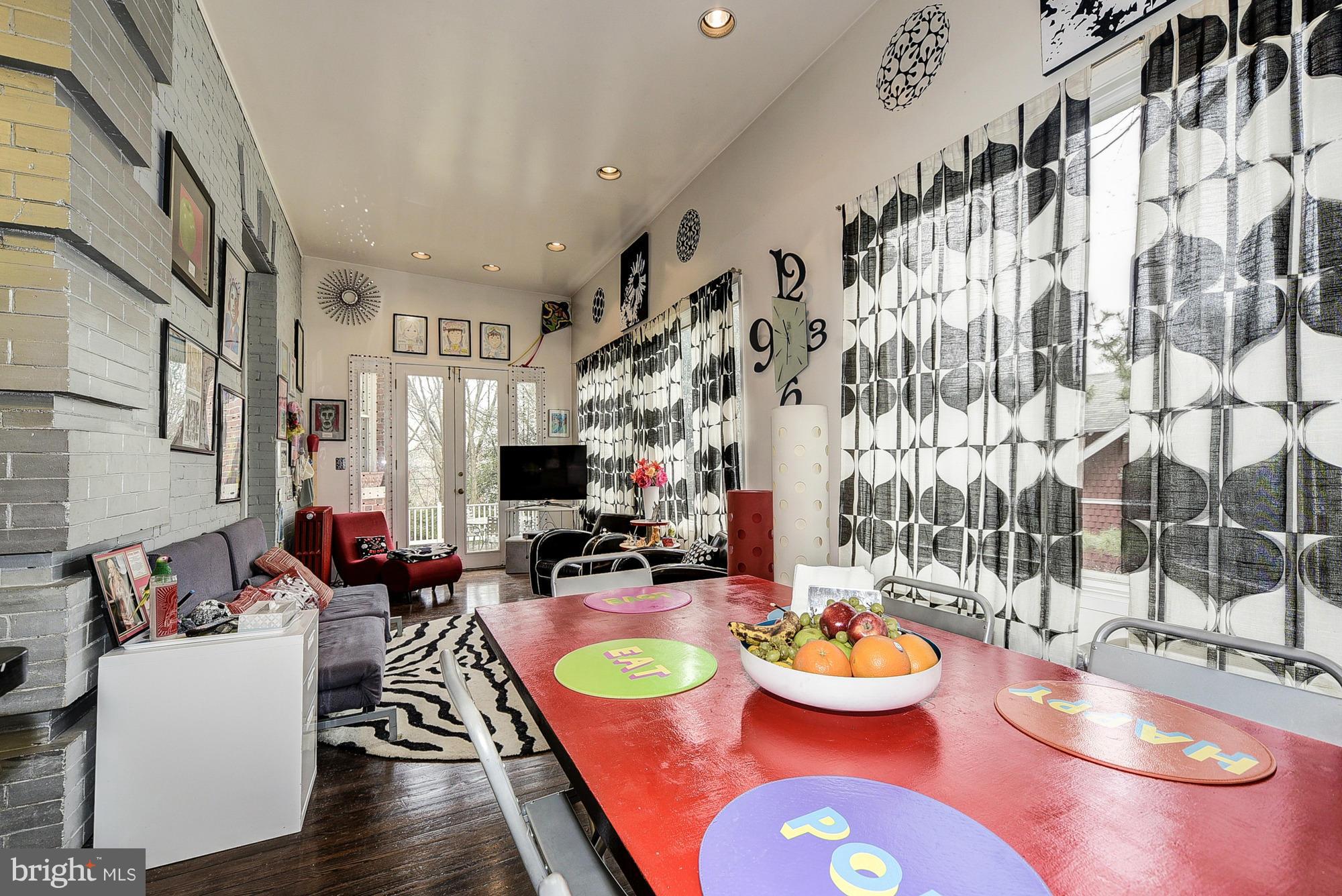 CLEVELAND PARK - Residential