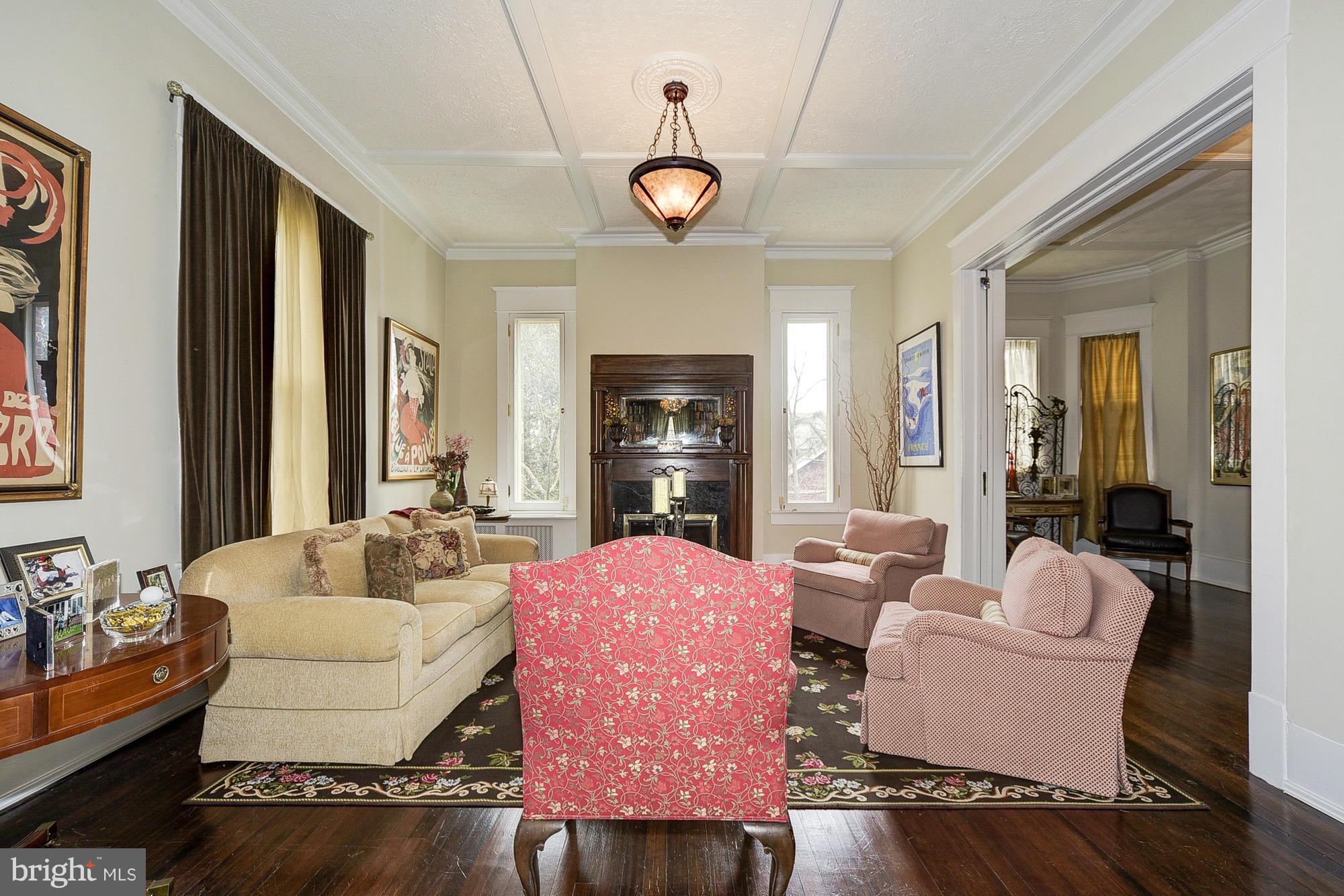CLEVELAND PARK - Residential