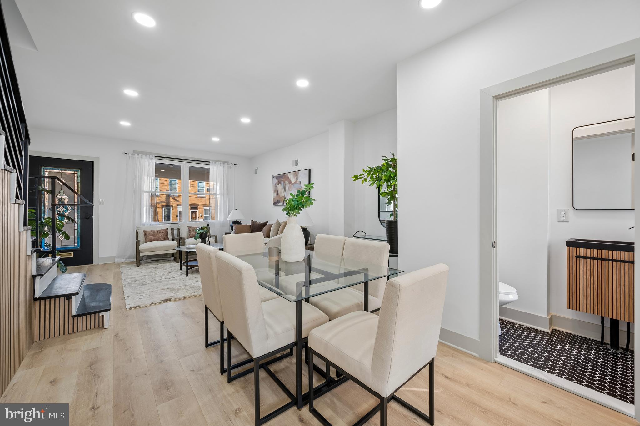 PORT RICHMOND - Residential