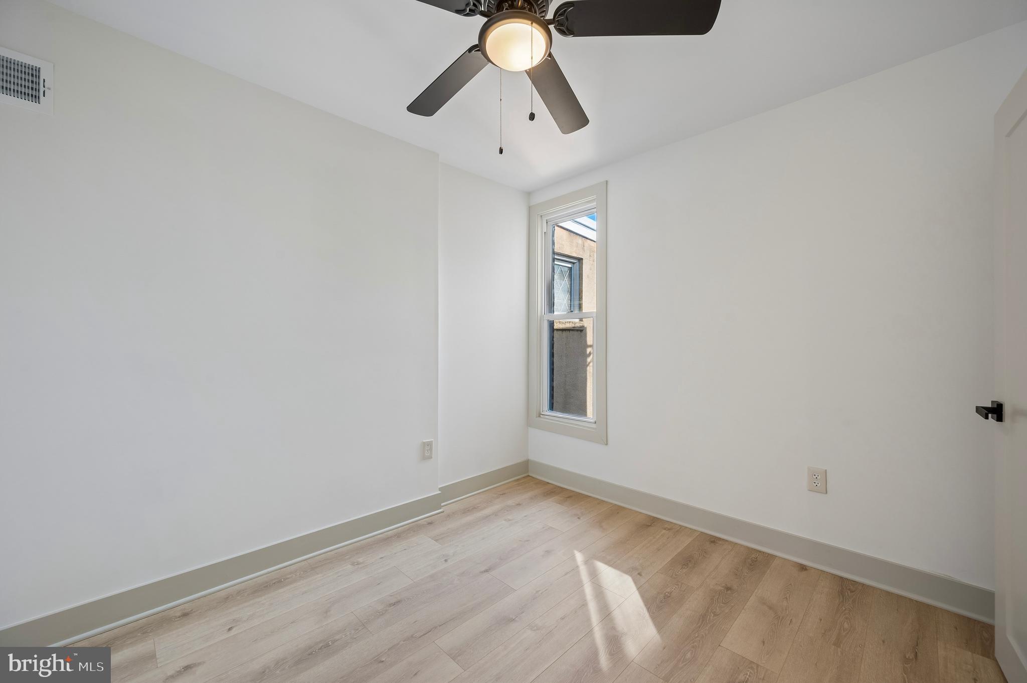 PORT RICHMOND - Residential