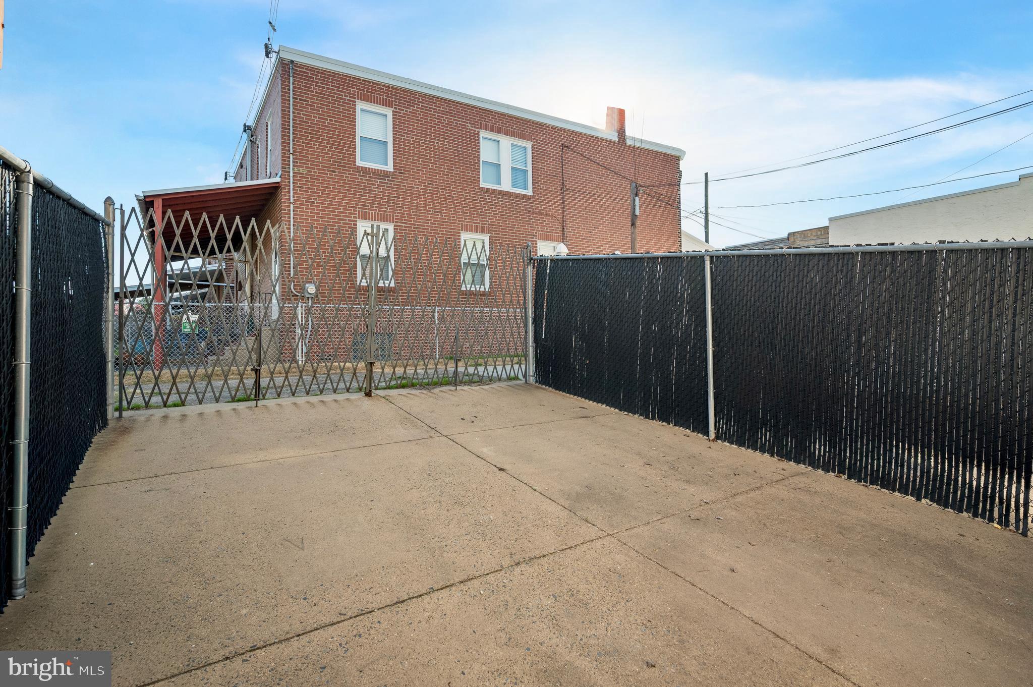 PORT RICHMOND - Residential