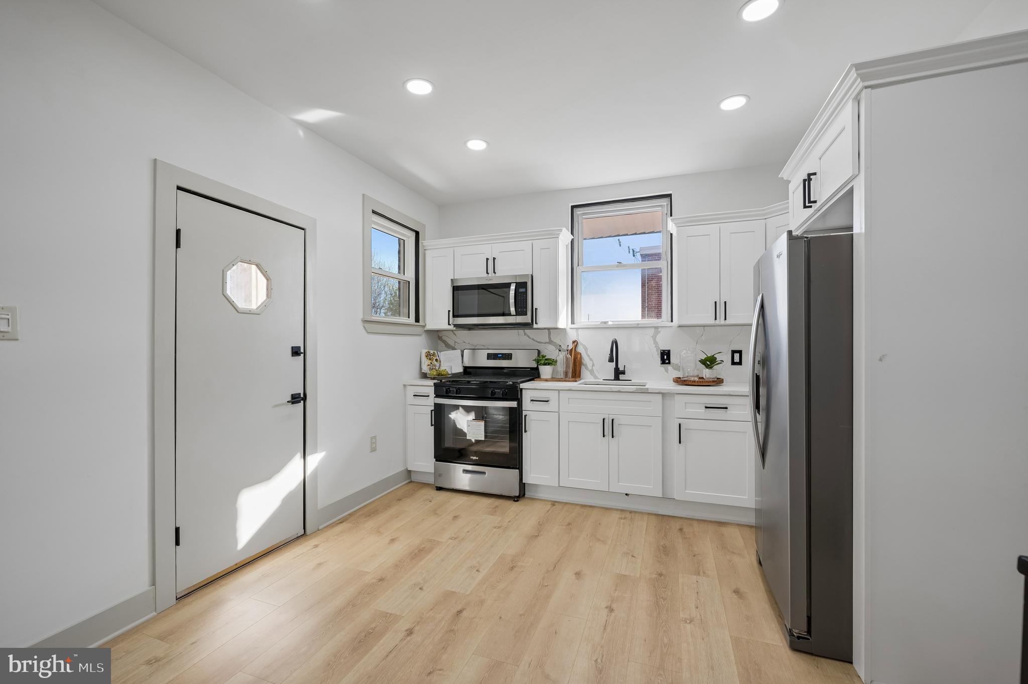 PORT RICHMOND - Residential