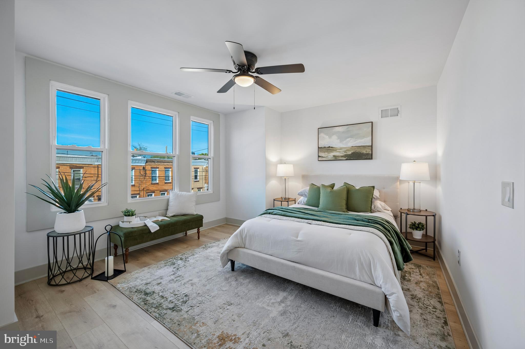 PORT RICHMOND - Residential