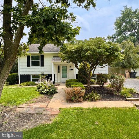 Photo of 208 Chestnut Road, WEST GROVE, PA 19390 (MLS # PACT2131318)