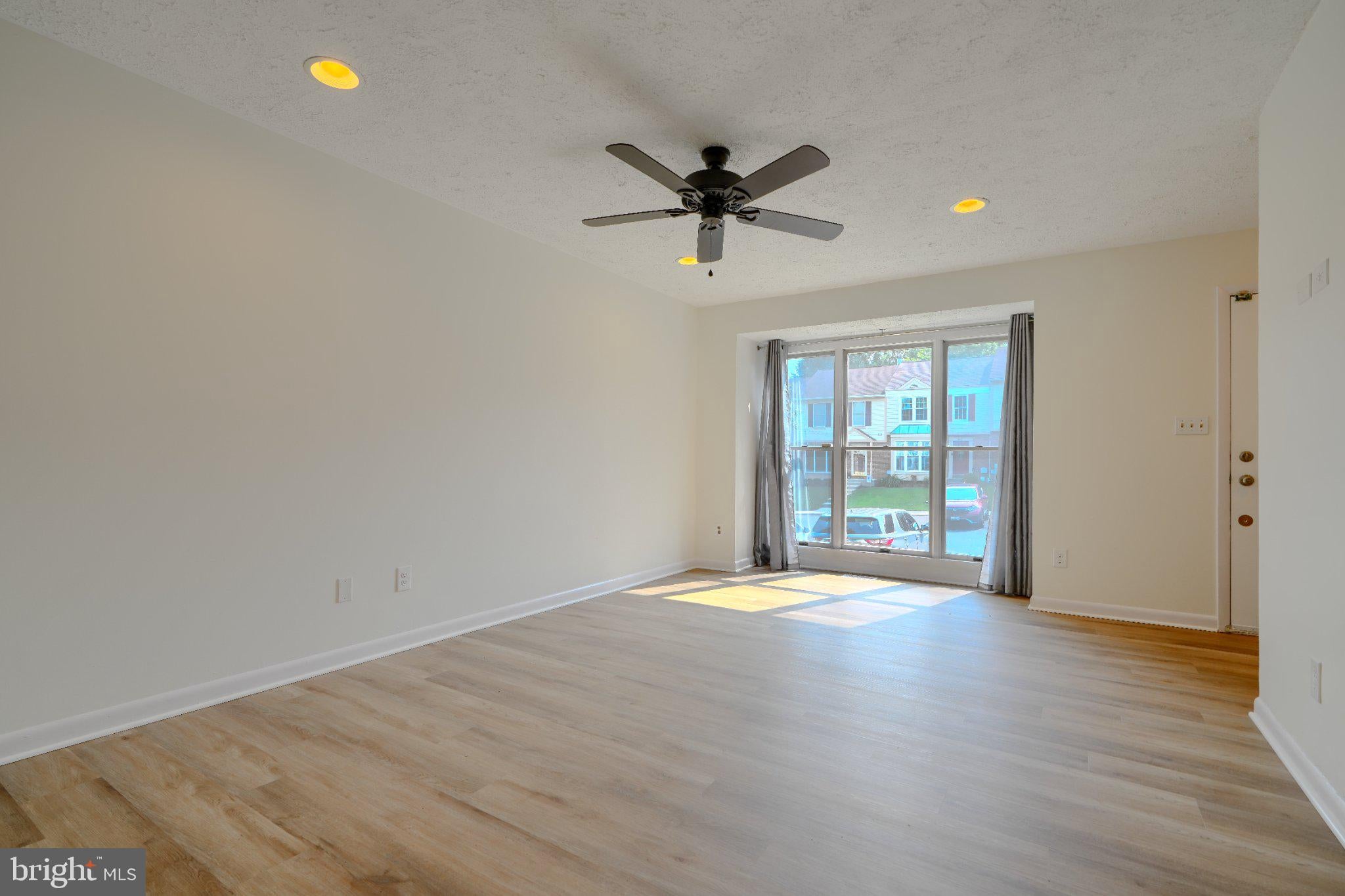 3409 HOWELL COURT