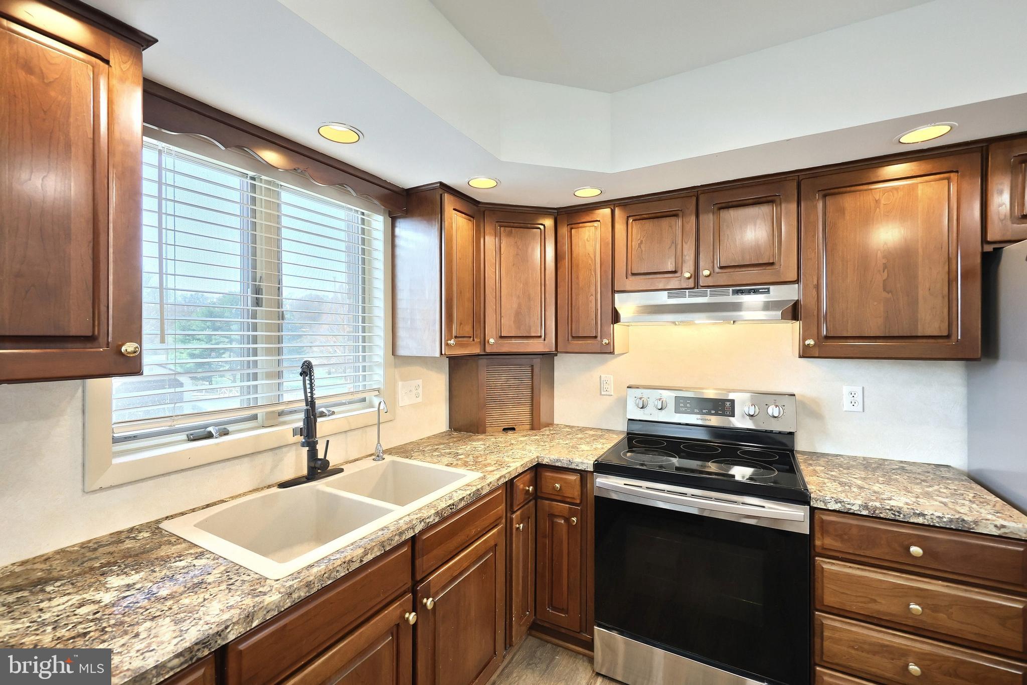 EAST PROSPECT - Residential