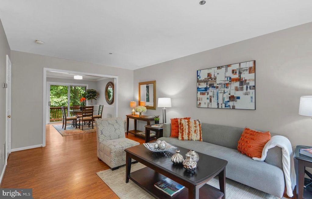Photo of 2621 Chivalry Court, SILVER SPRING, MD 20902 (MLS # MDMC2204040)