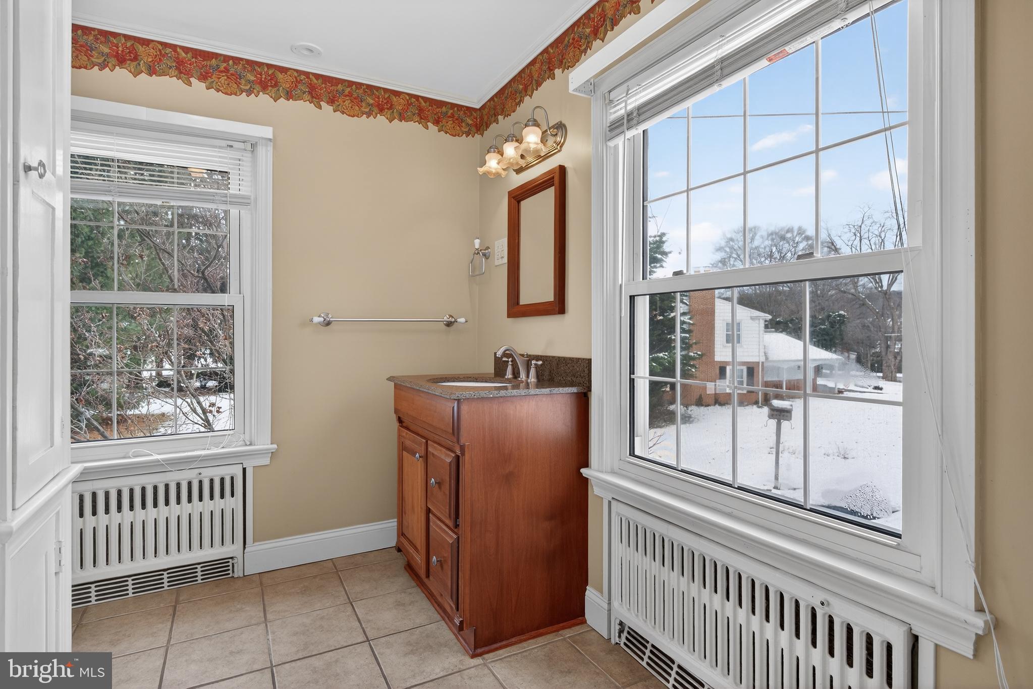 COLUMBIA - Residential