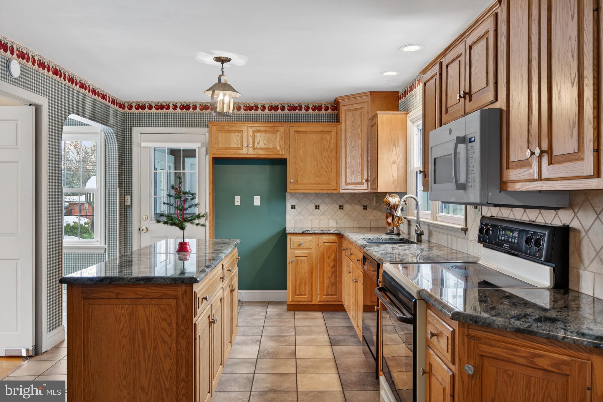 COLUMBIA - Residential