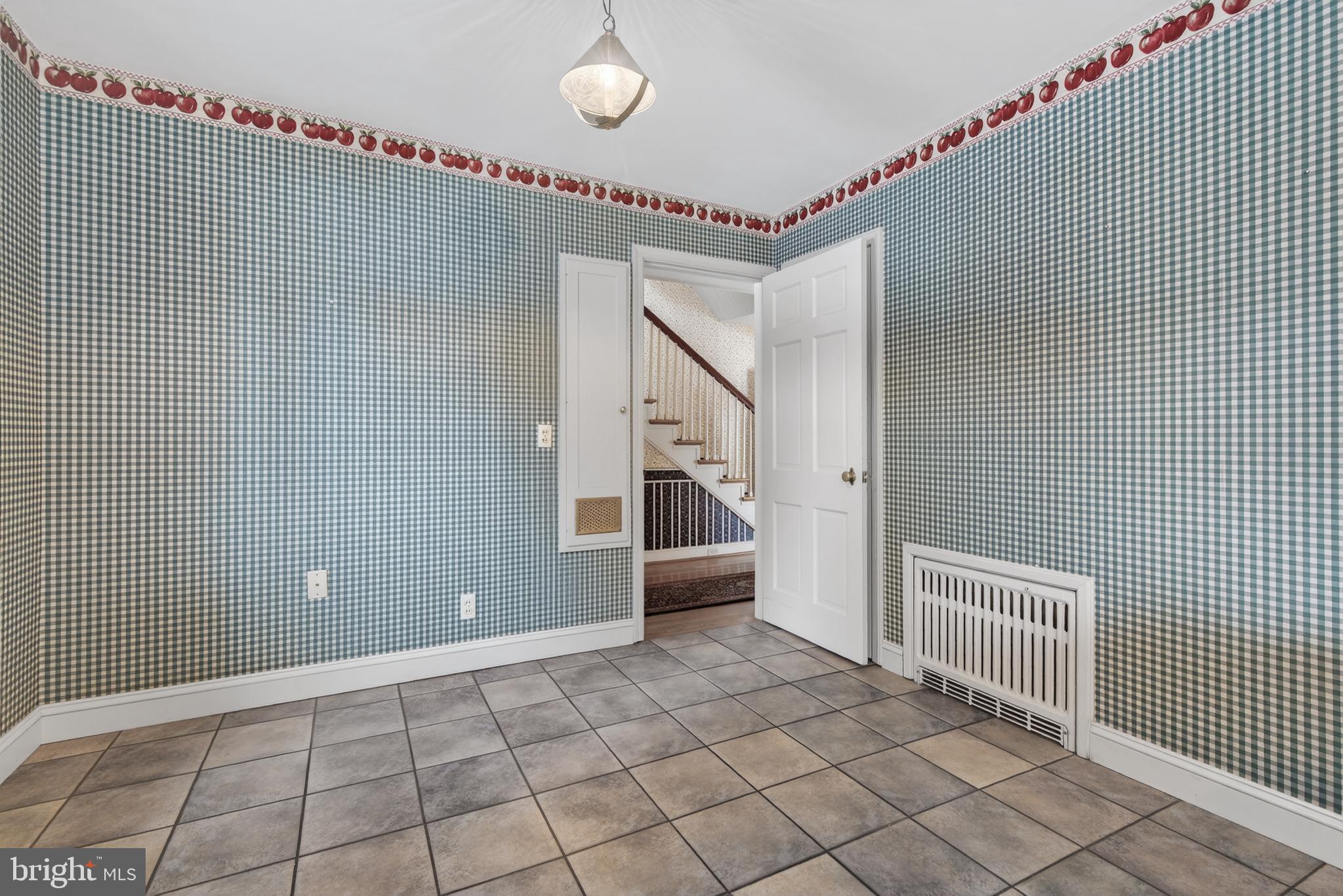 COLUMBIA - Residential