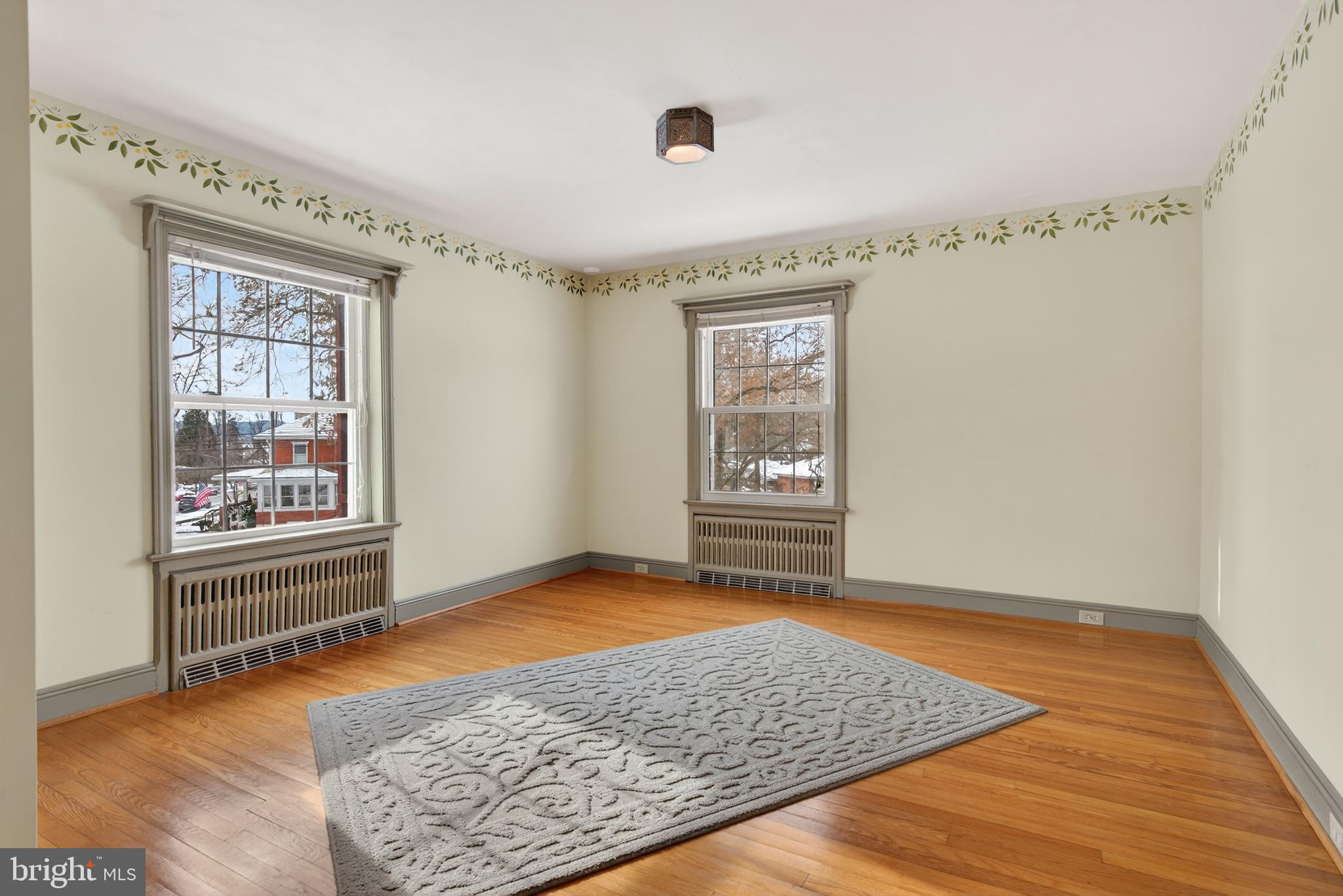 COLUMBIA - Residential