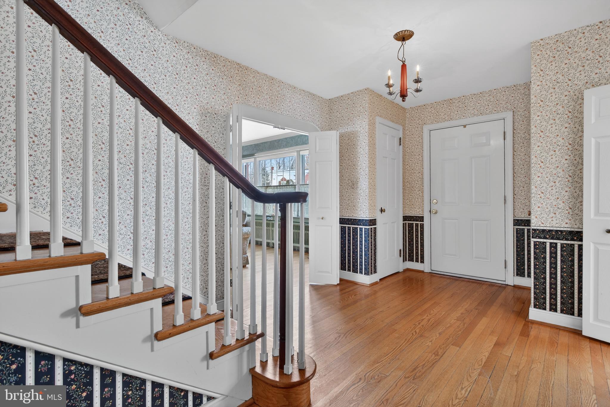 COLUMBIA - Residential