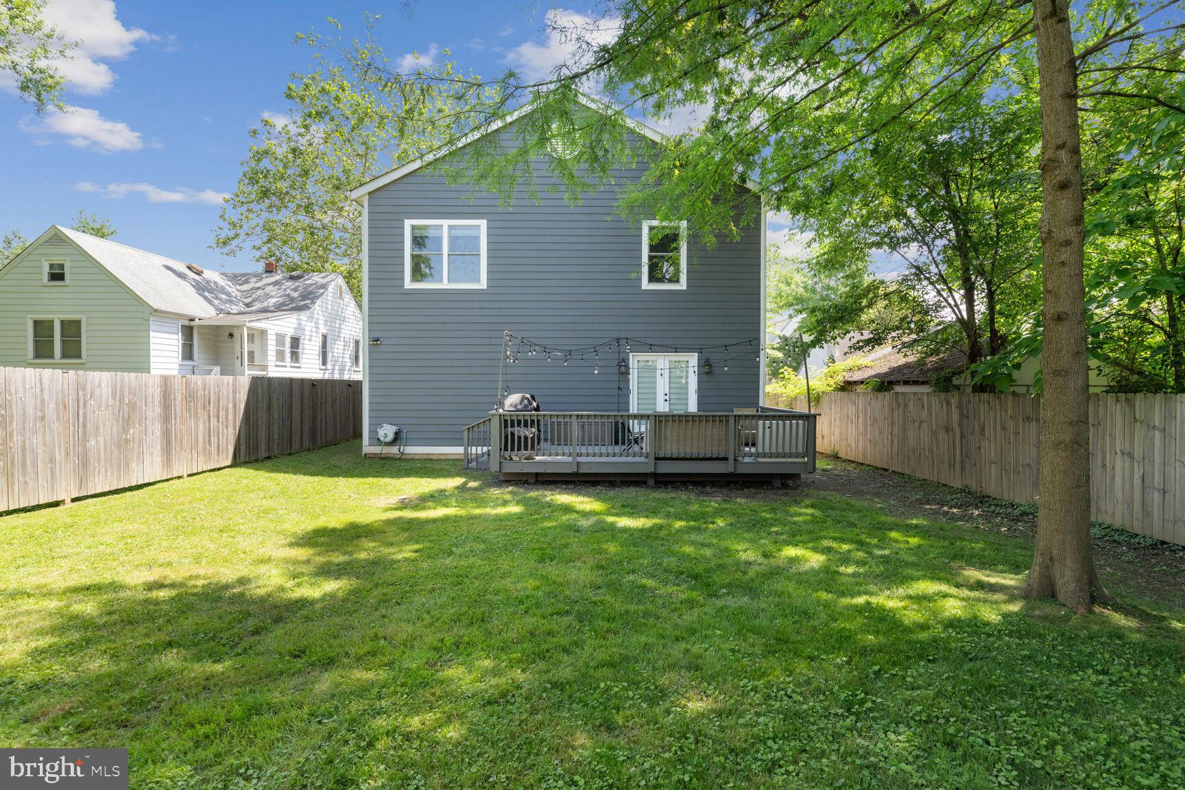 DOUGLAS PARK - Residential