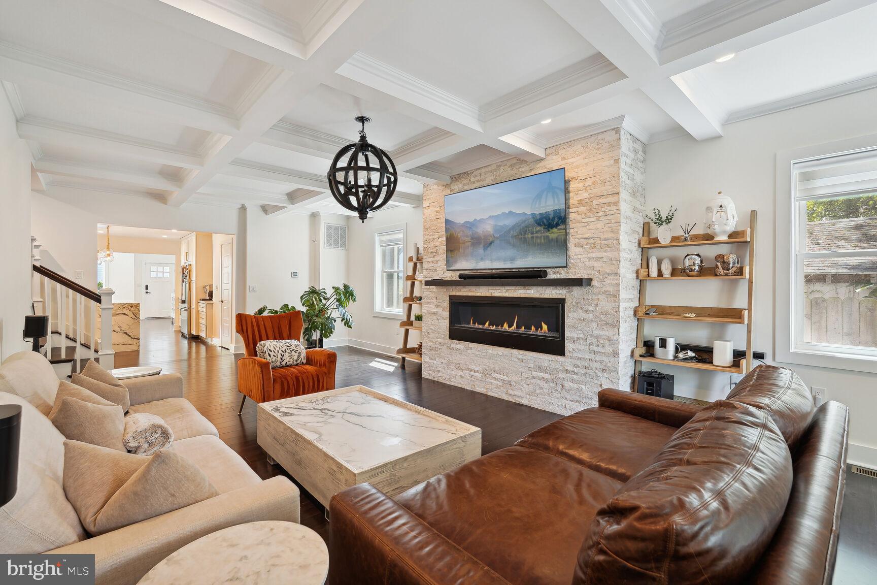 DOUGLAS PARK - Residential