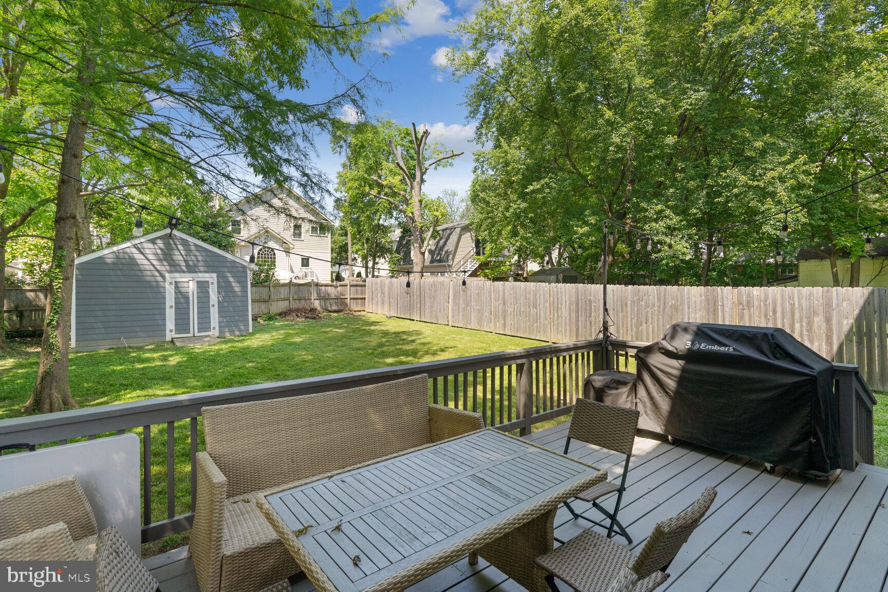 DOUGLAS PARK - Residential