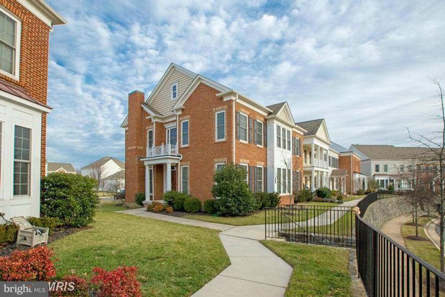 Beautifully cared for End Unit Townhome in the Hamlets of Red Cedar. Located in a Serene Setting this 3 bedrooms 3.5 bath home also has a bonus room in the basement and a main level office. This home is a perfect 10 and waiting for you to call it home.