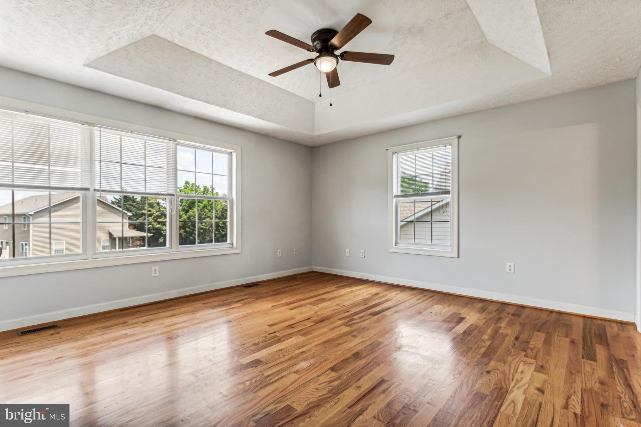 LIMESTONE TERRACE - Residential