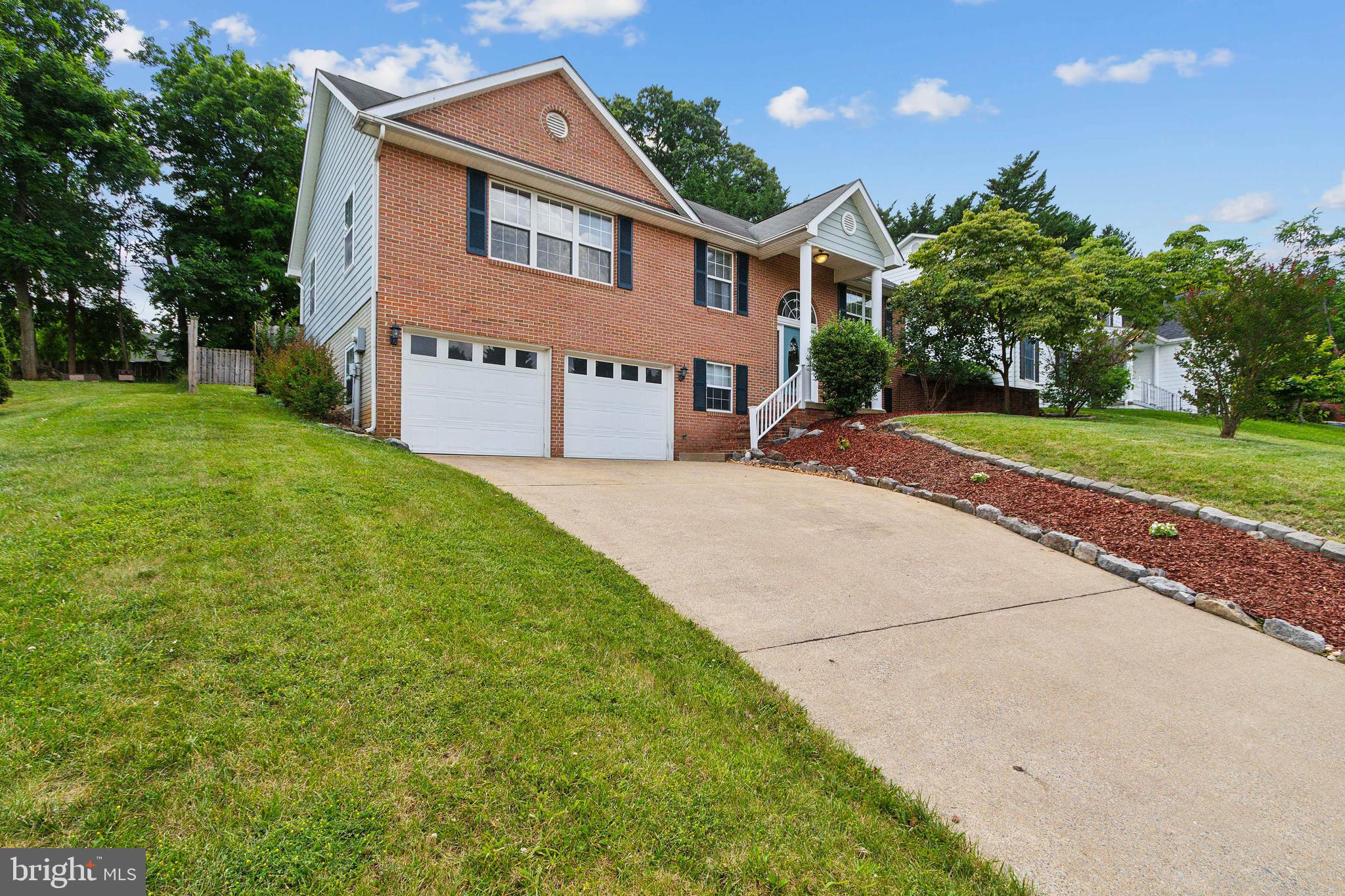 LIMESTONE TERRACE - Residential