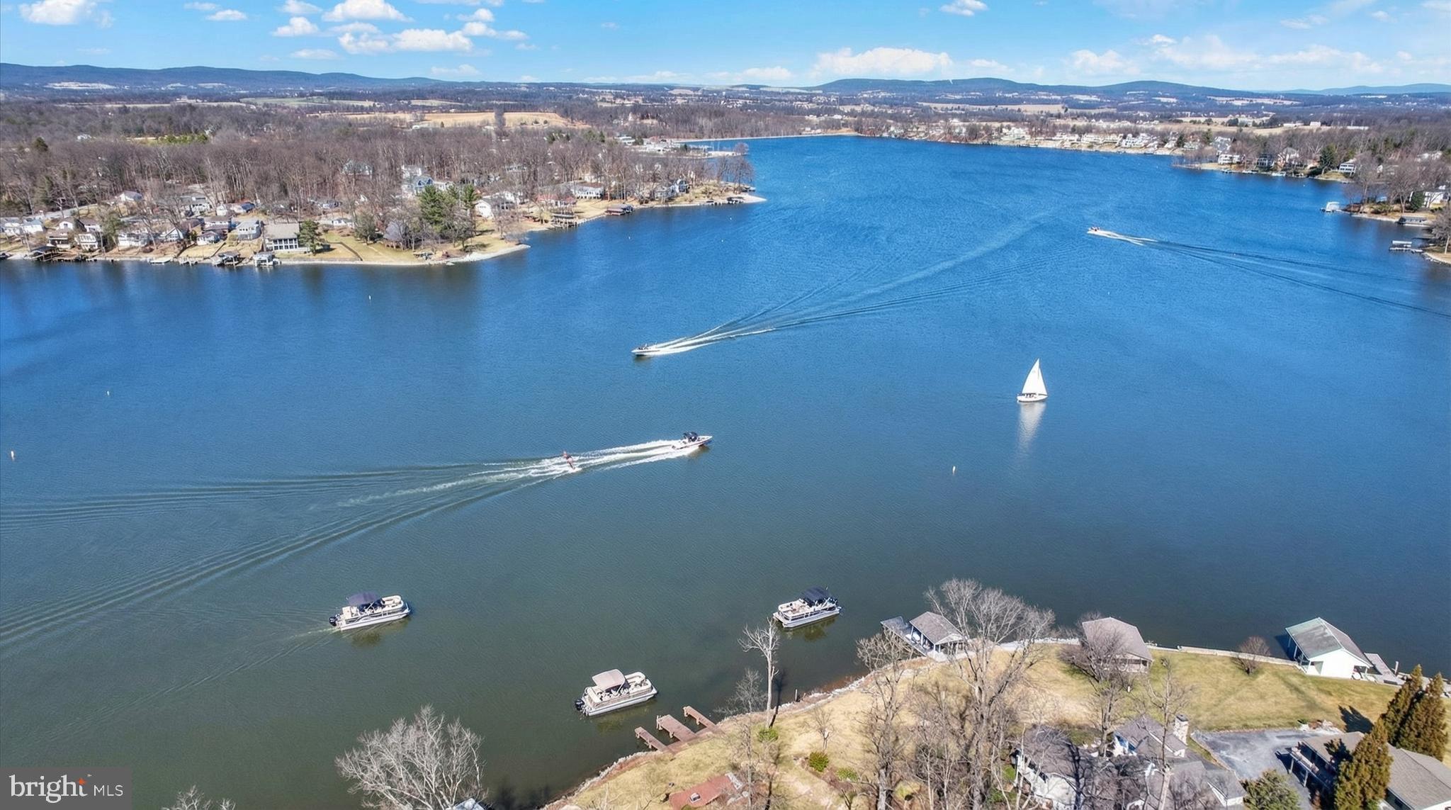 LAKE MEADE - Residential