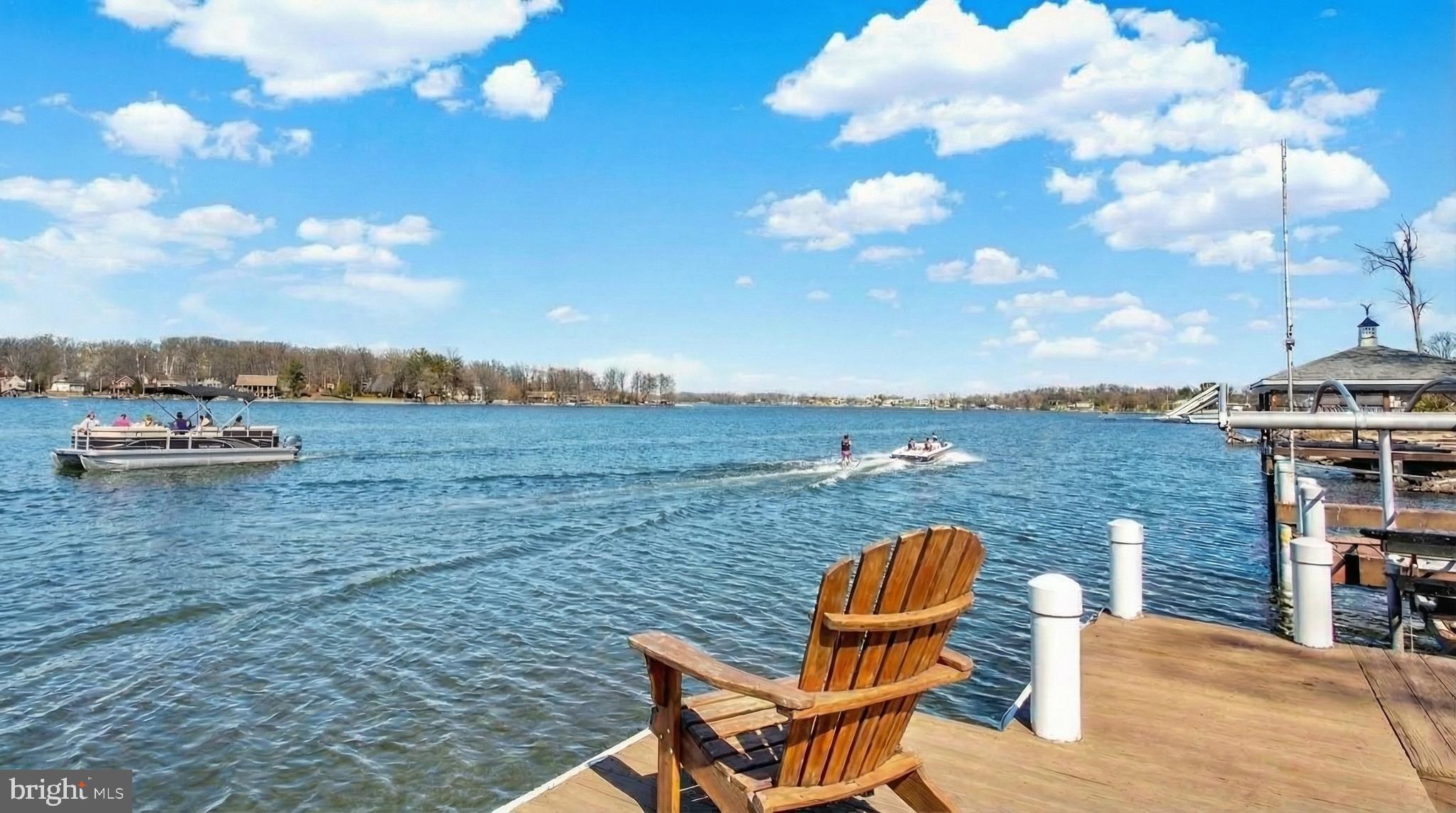 LAKE MEADE - Residential