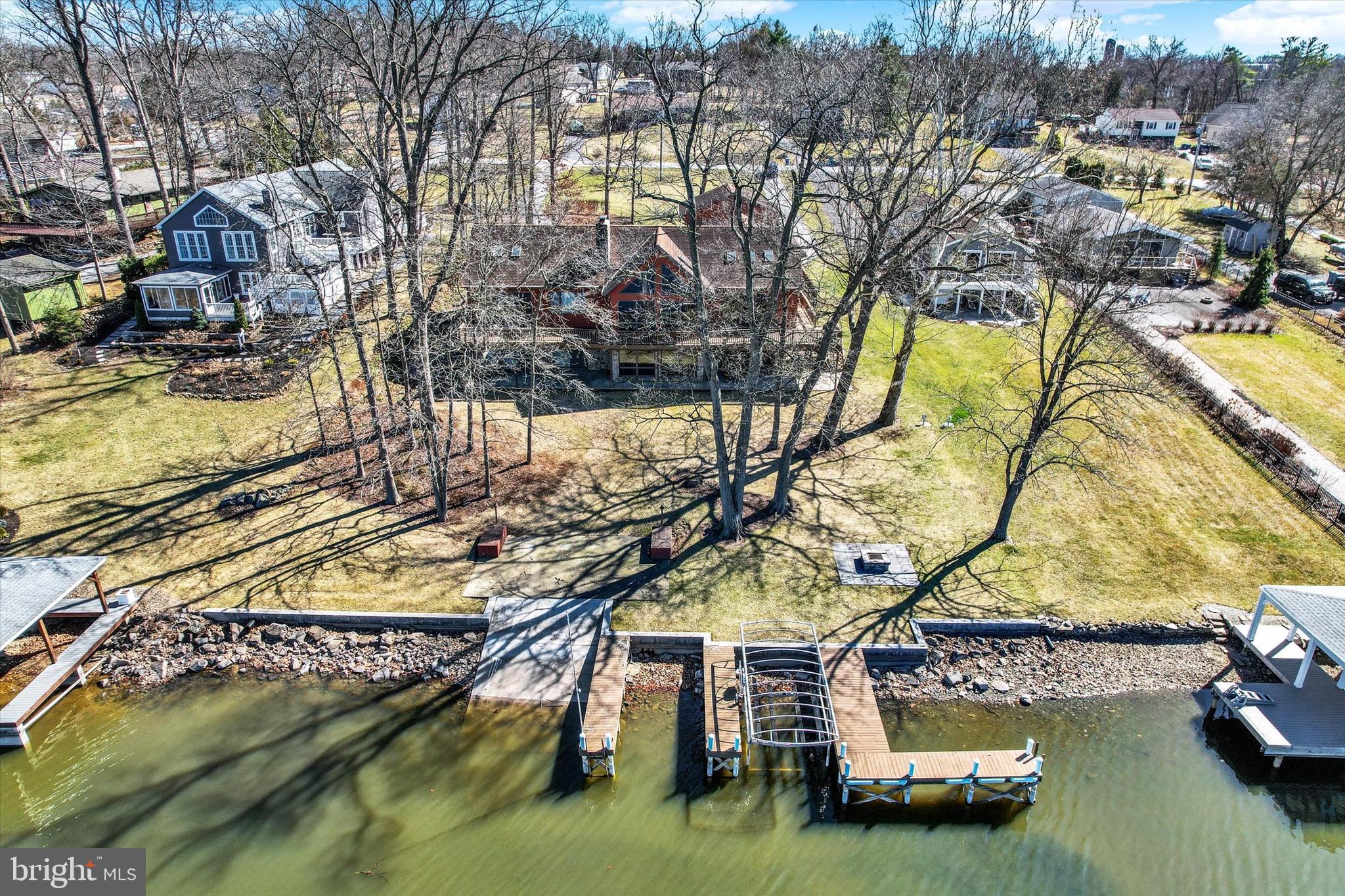 LAKE MEADE - Residential