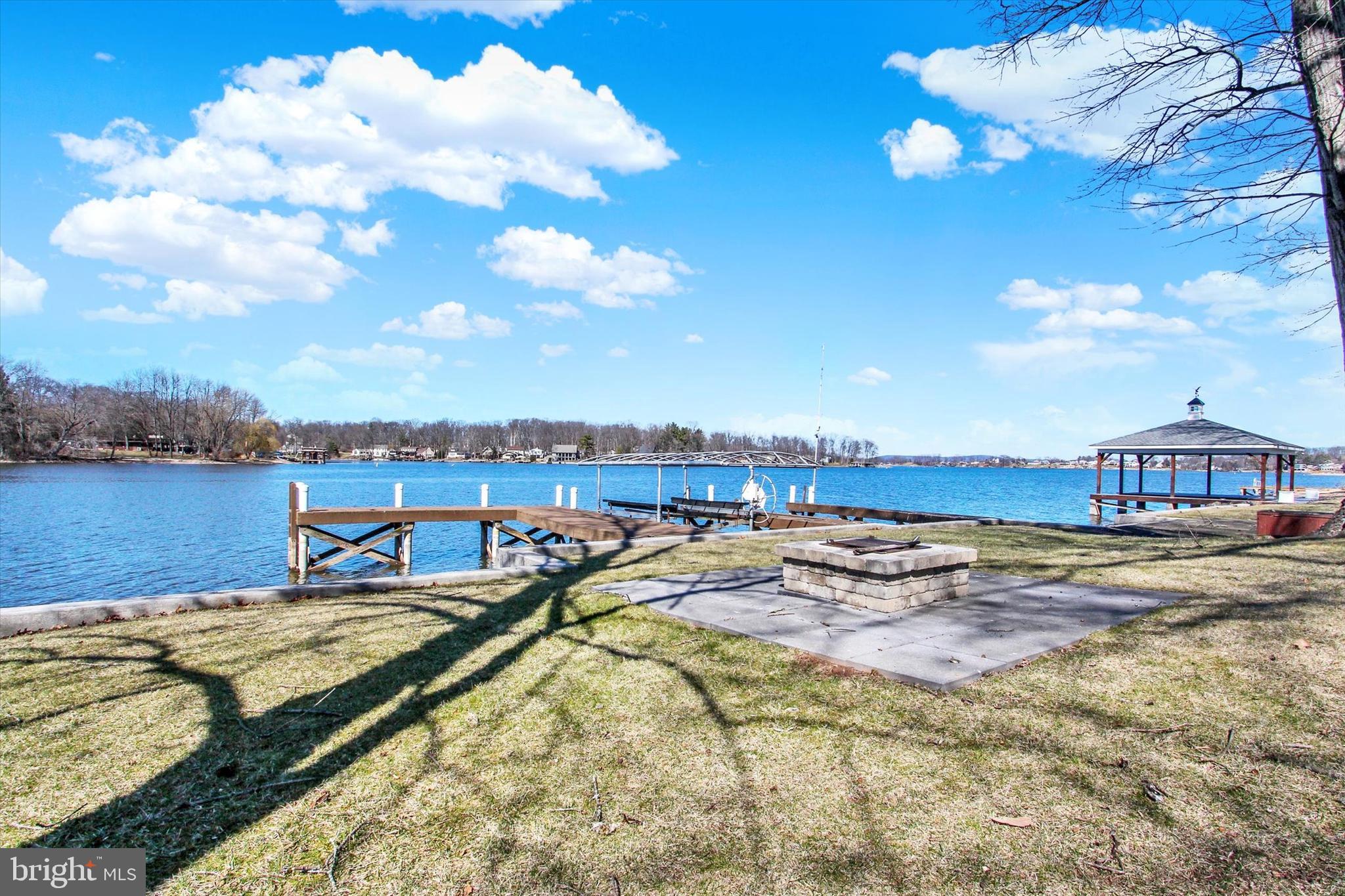LAKE MEADE - Residential