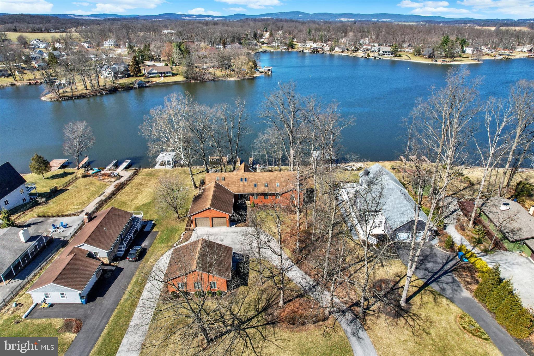 LAKE MEADE - Residential