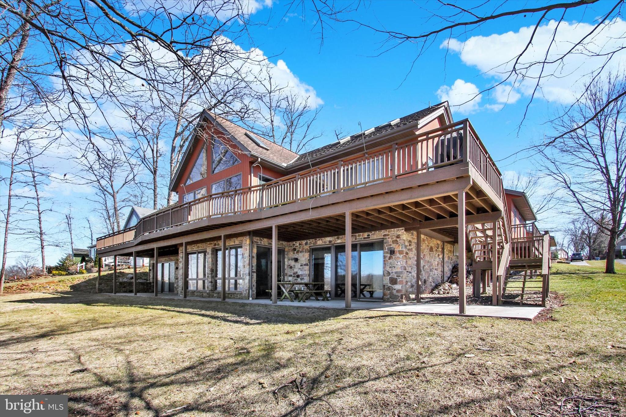 LAKE MEADE - Residential