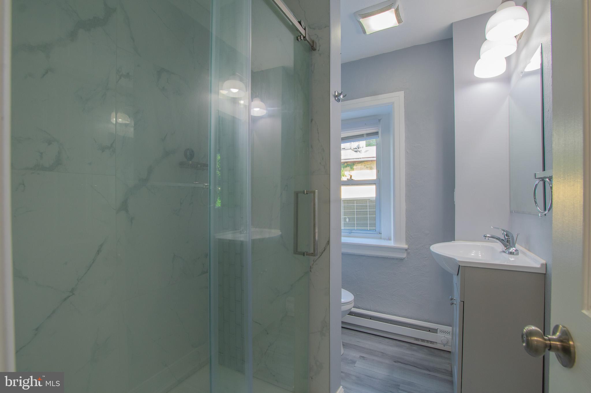 MANAYUNK - Residential Lease