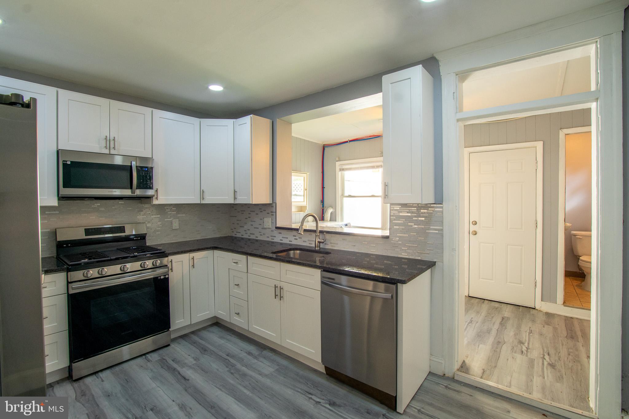 MANAYUNK - Residential Lease