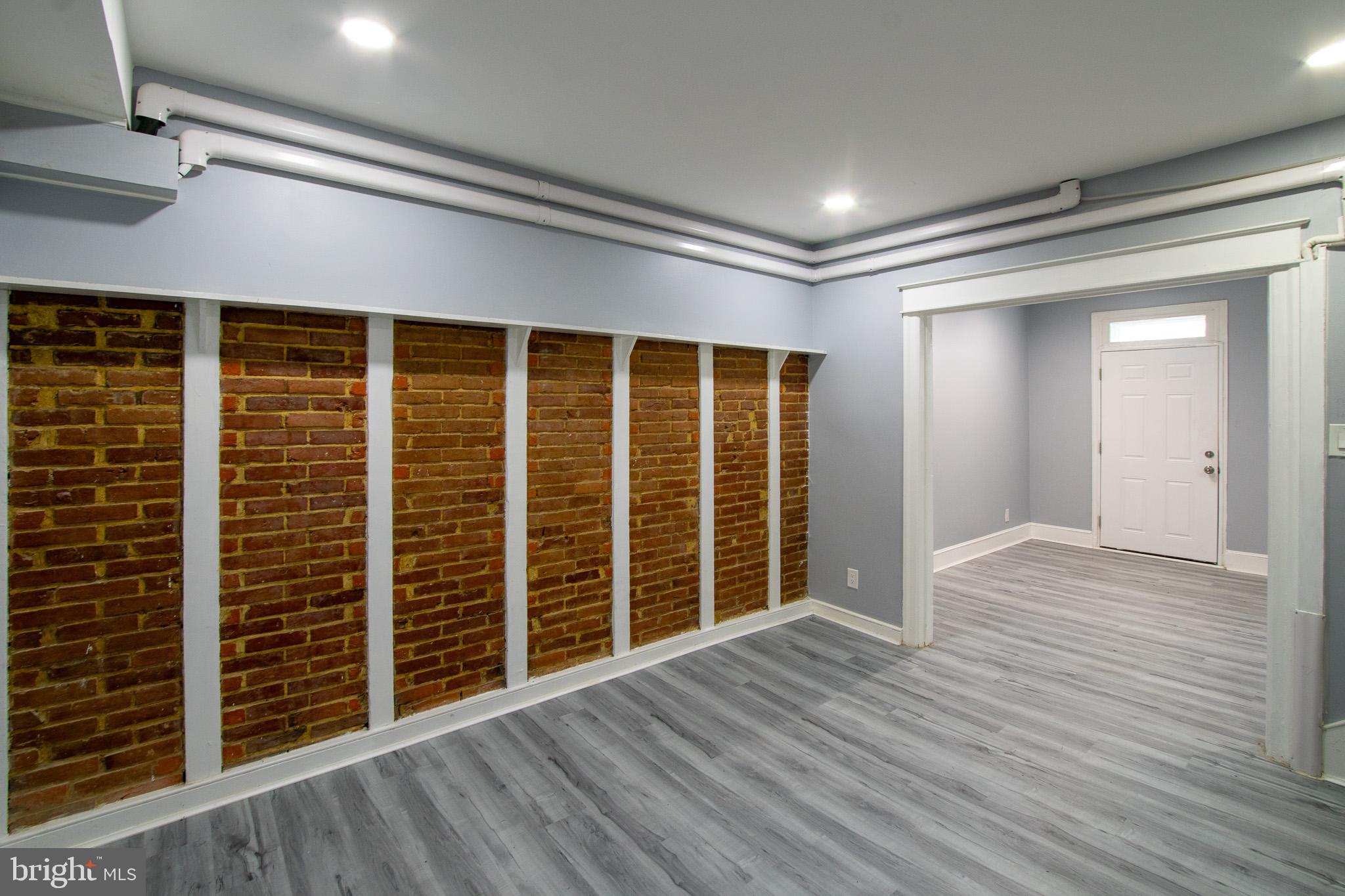 MANAYUNK - Residential Lease