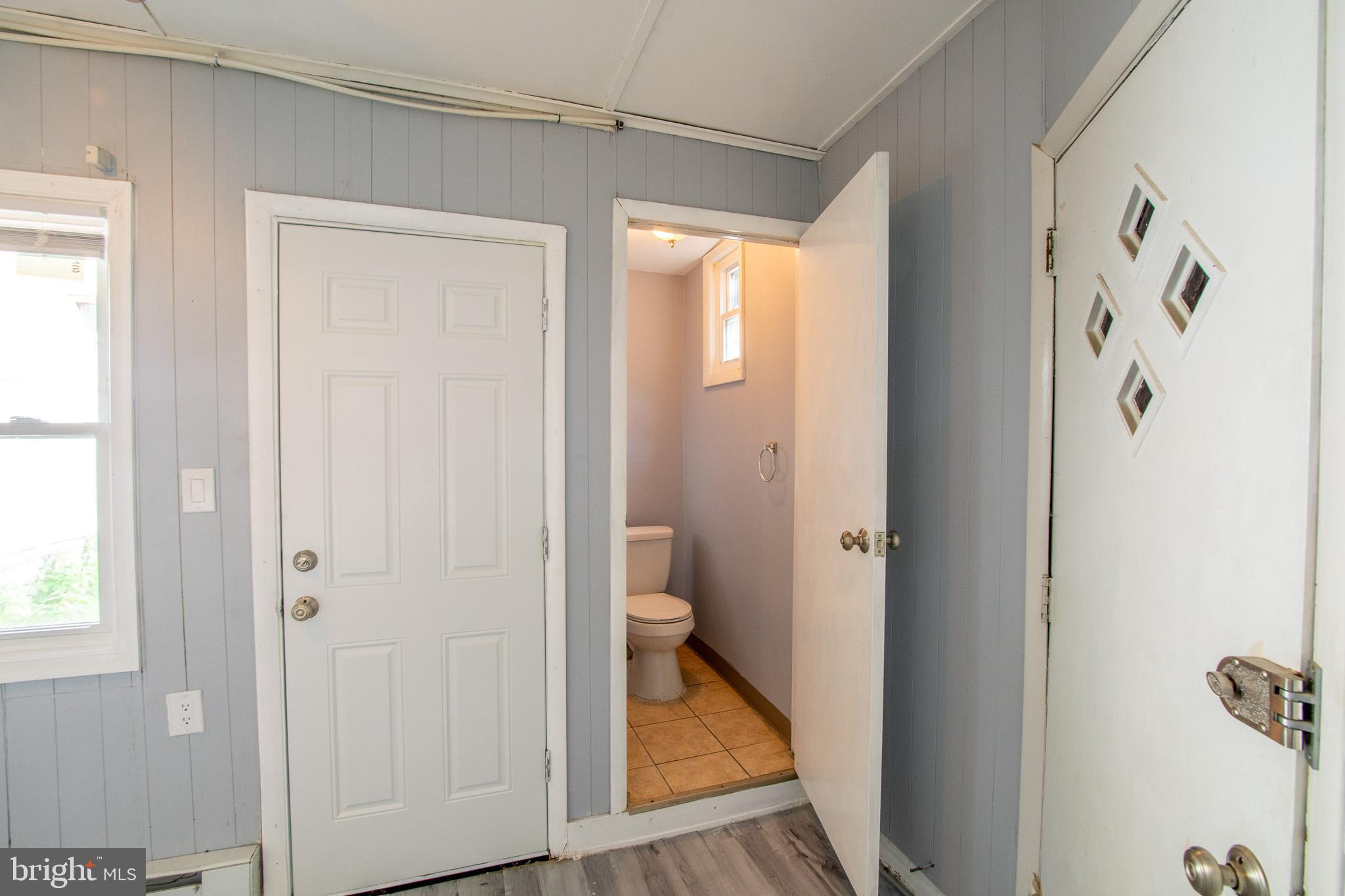 MANAYUNK - Residential Lease