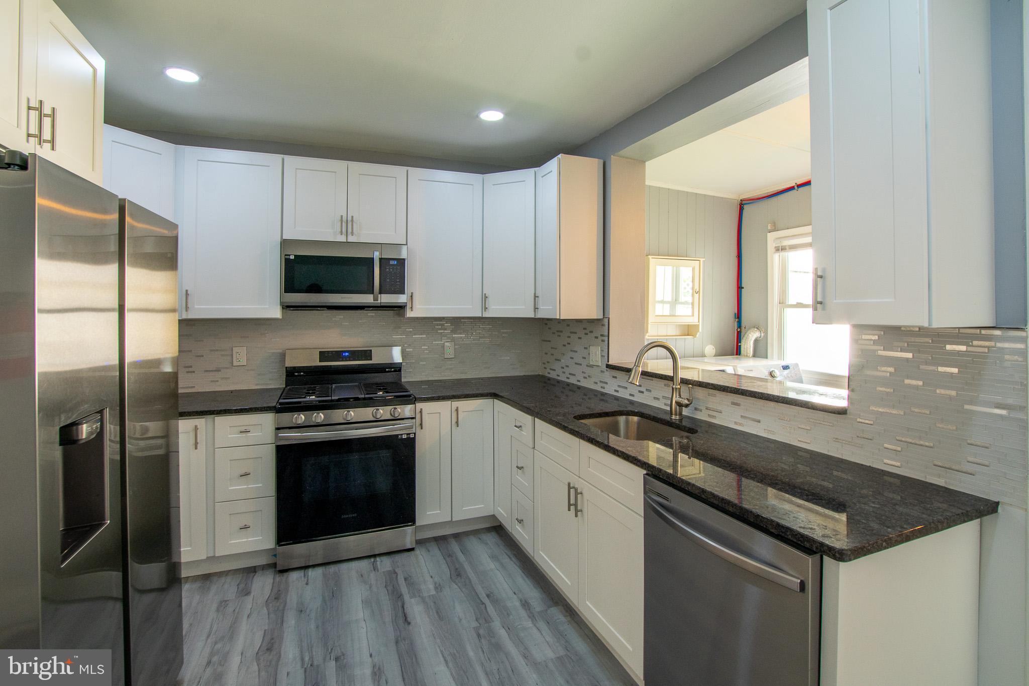 MANAYUNK - Residential Lease