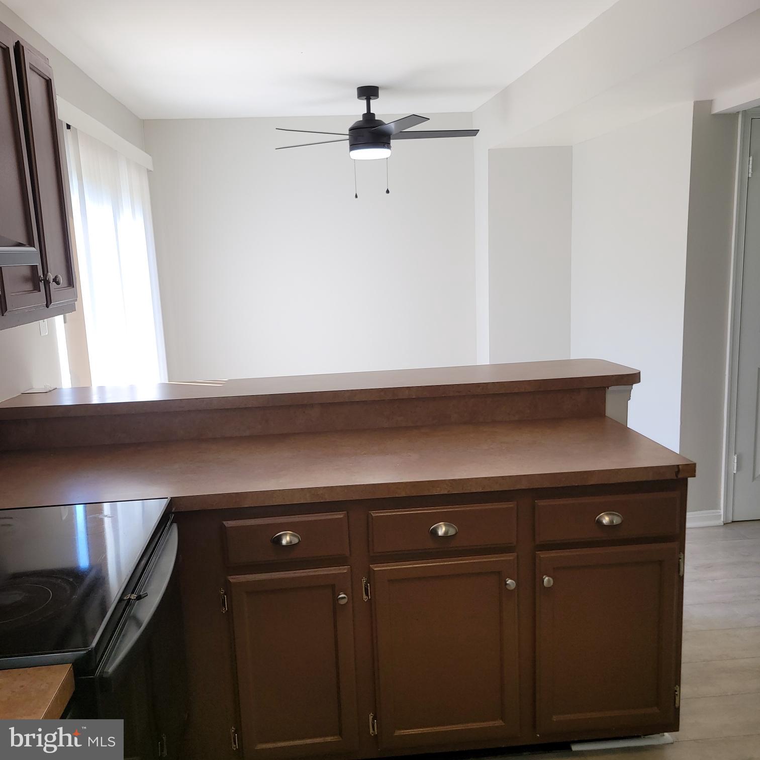 MAJORS CHOICE - Residential Lease