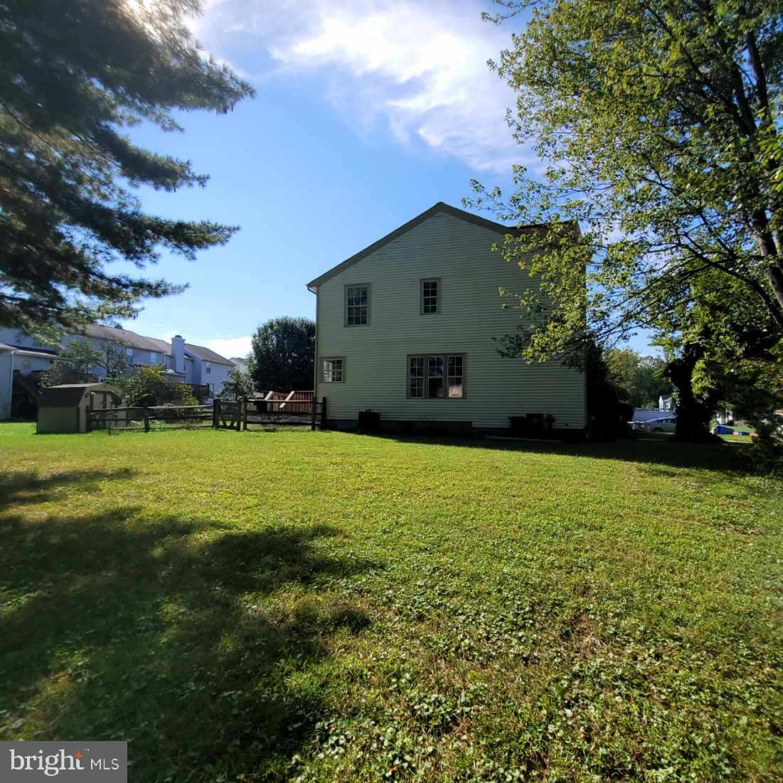 MAJORS CHOICE - Residential Lease