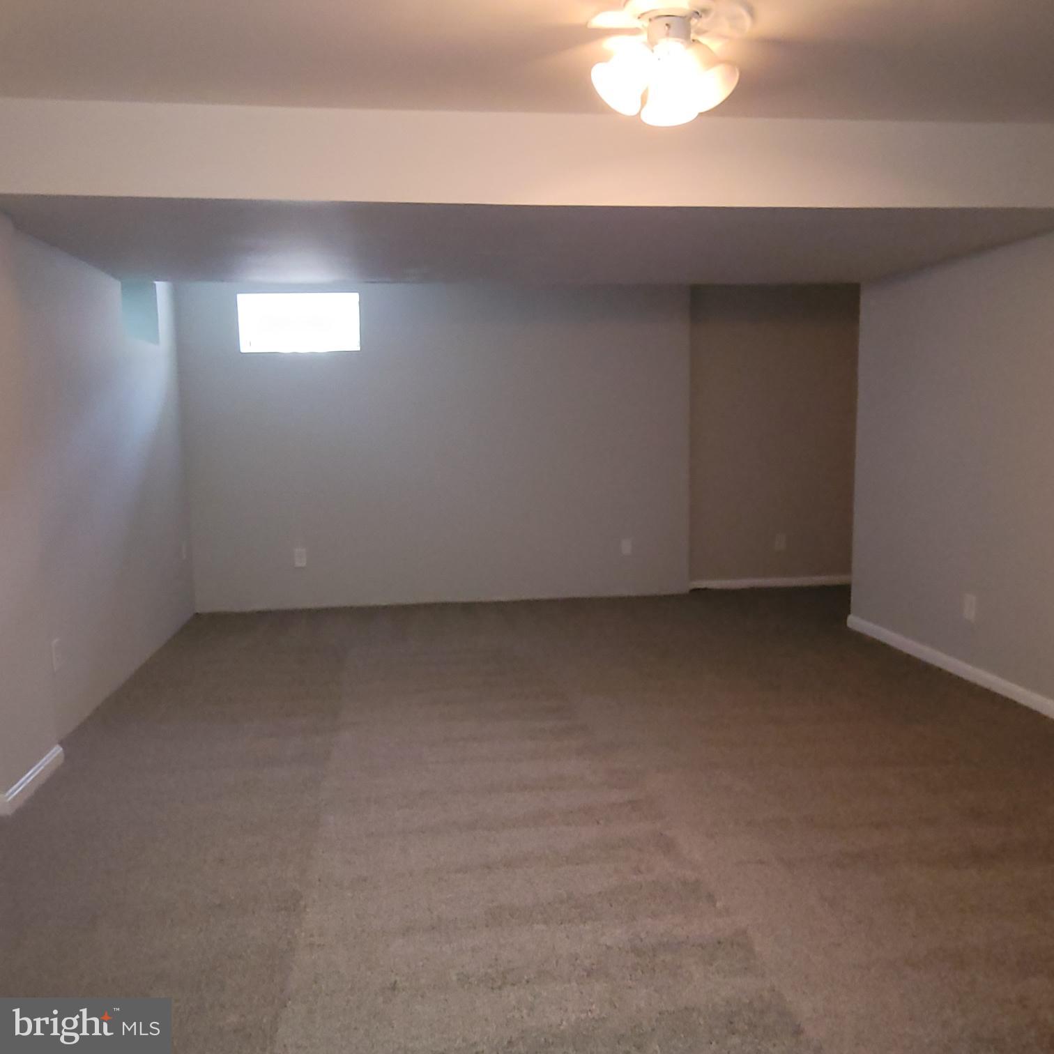 MAJORS CHOICE - Residential Lease