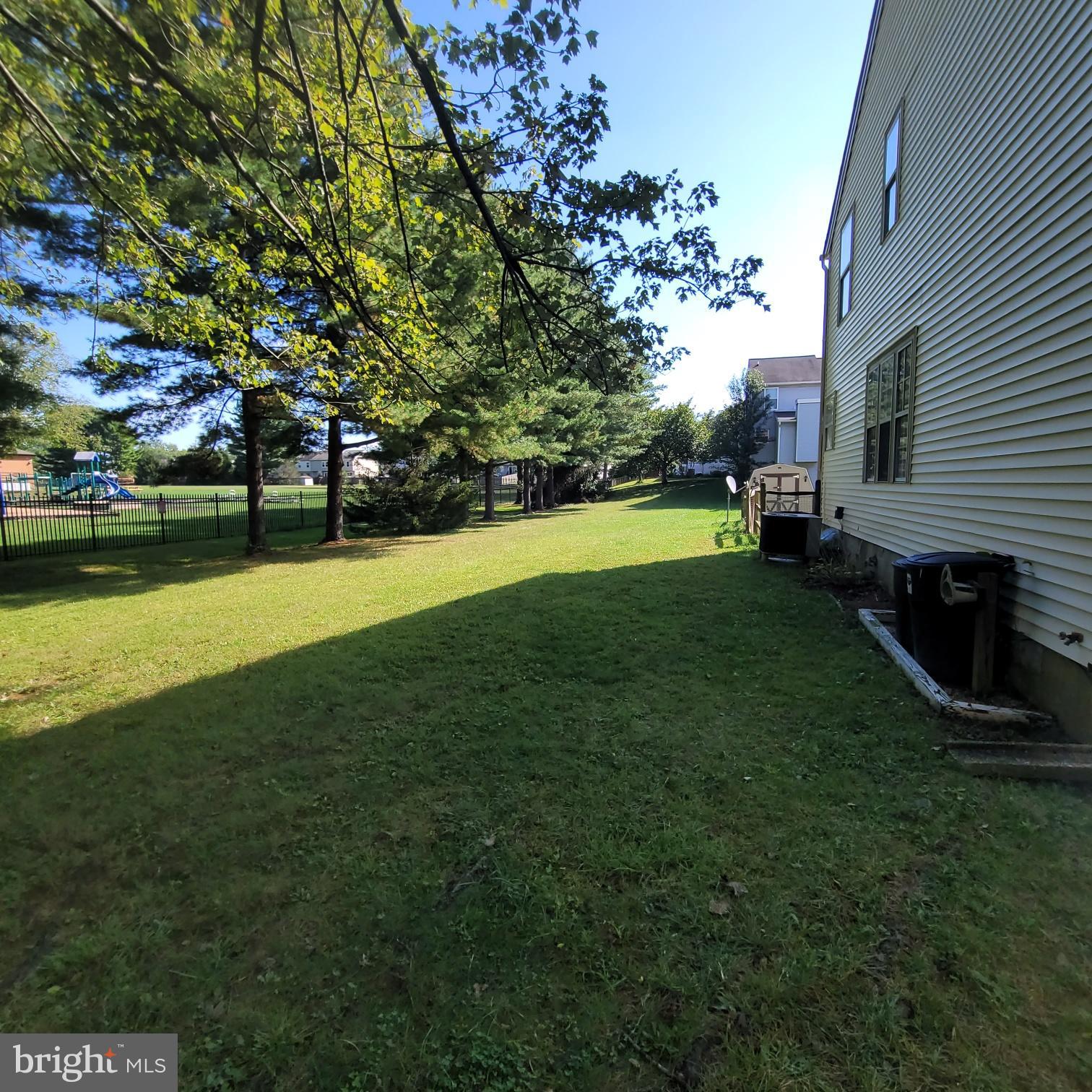 MAJORS CHOICE - Residential Lease